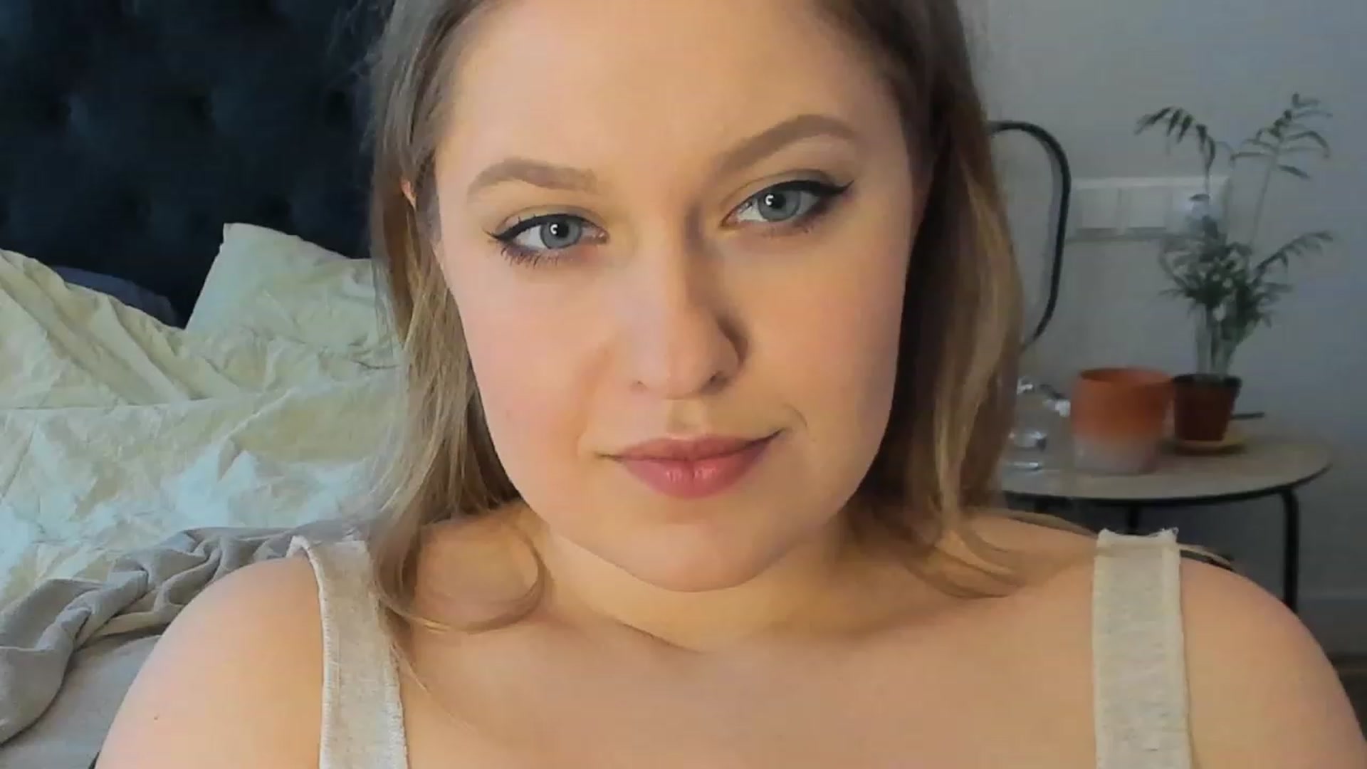 Gallery image thumbnail from SensualAdict's myfreecams stream on, 03/07/2023, 14:29 image 13 of 20