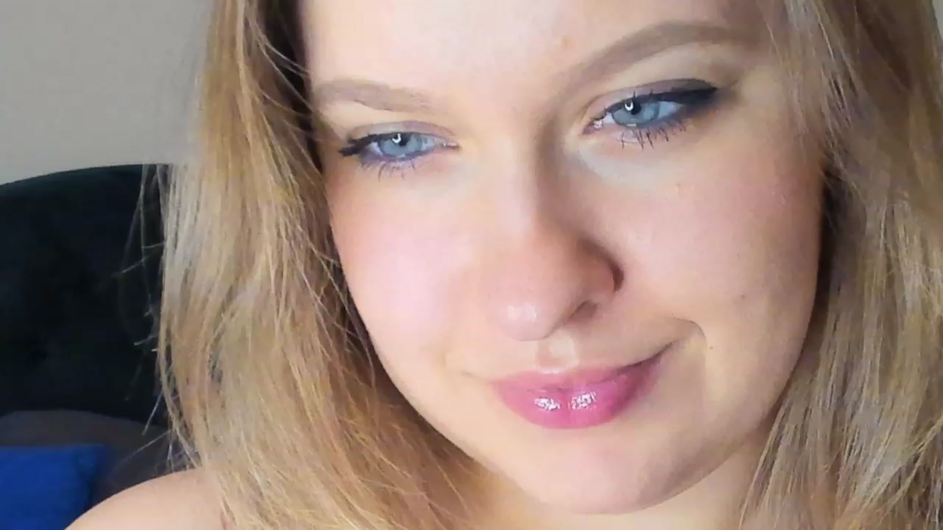 Gallery image thumbnail from SensualAdict's myfreecams stream on, 03/10/2023, 16:43 image 6 of 20