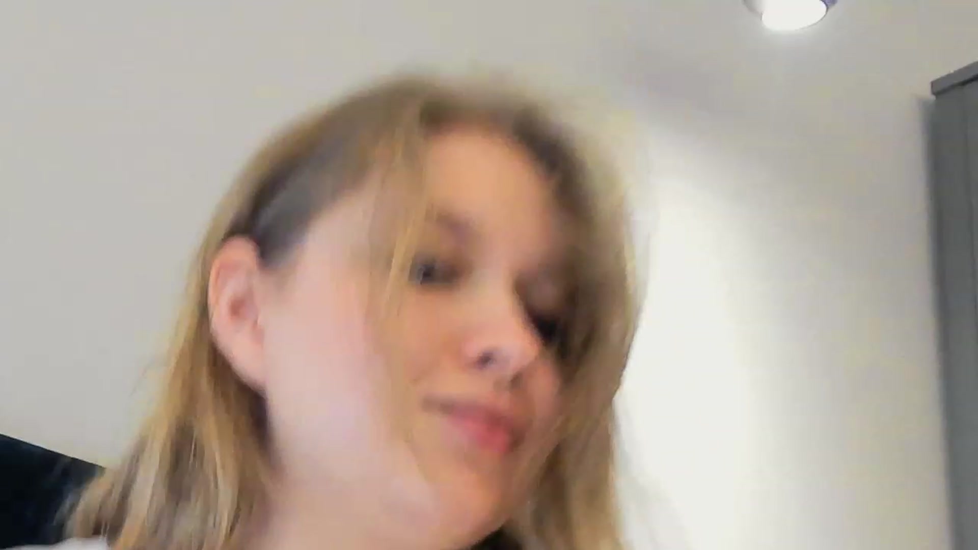 Gallery image thumbnail from SensualAdict's myfreecams stream on, 03/11/2023, 14:42 image 17 of 20