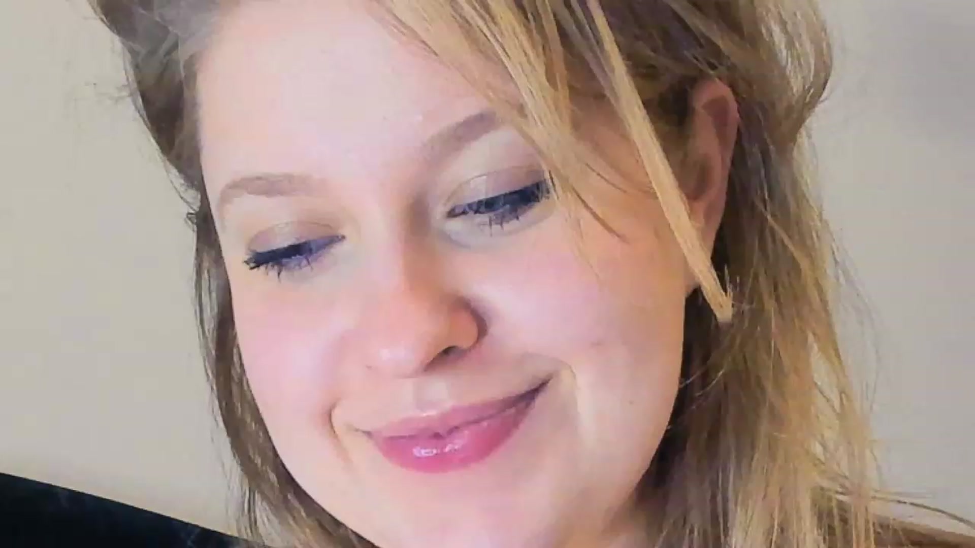 Gallery image thumbnail from SensualAdict's myfreecams stream on, 03/11/2023, 19:04 image 15 of 20
