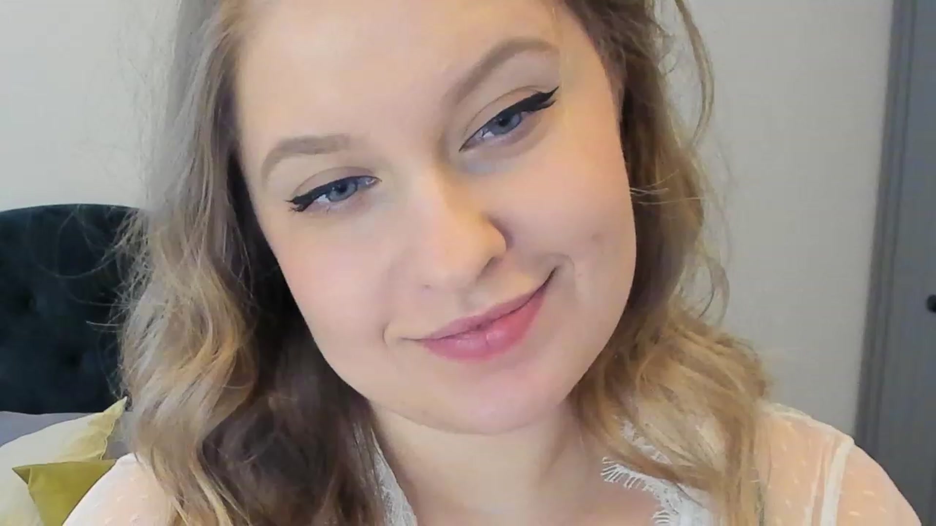 Gallery image thumbnail from SensualAdict's myfreecams stream on, 03/12/2023, 15:40 image 12 of 20