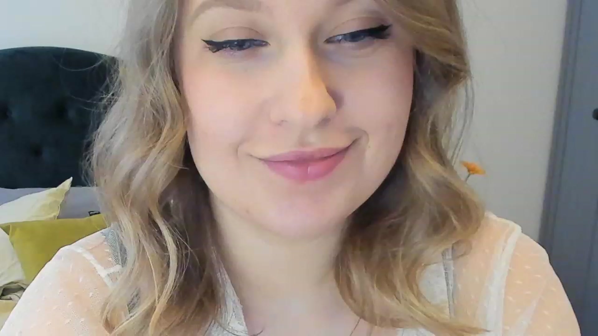 Gallery image thumbnail from SensualAdict's myfreecams stream on, 03/12/2023, 15:40 image 19 of 20