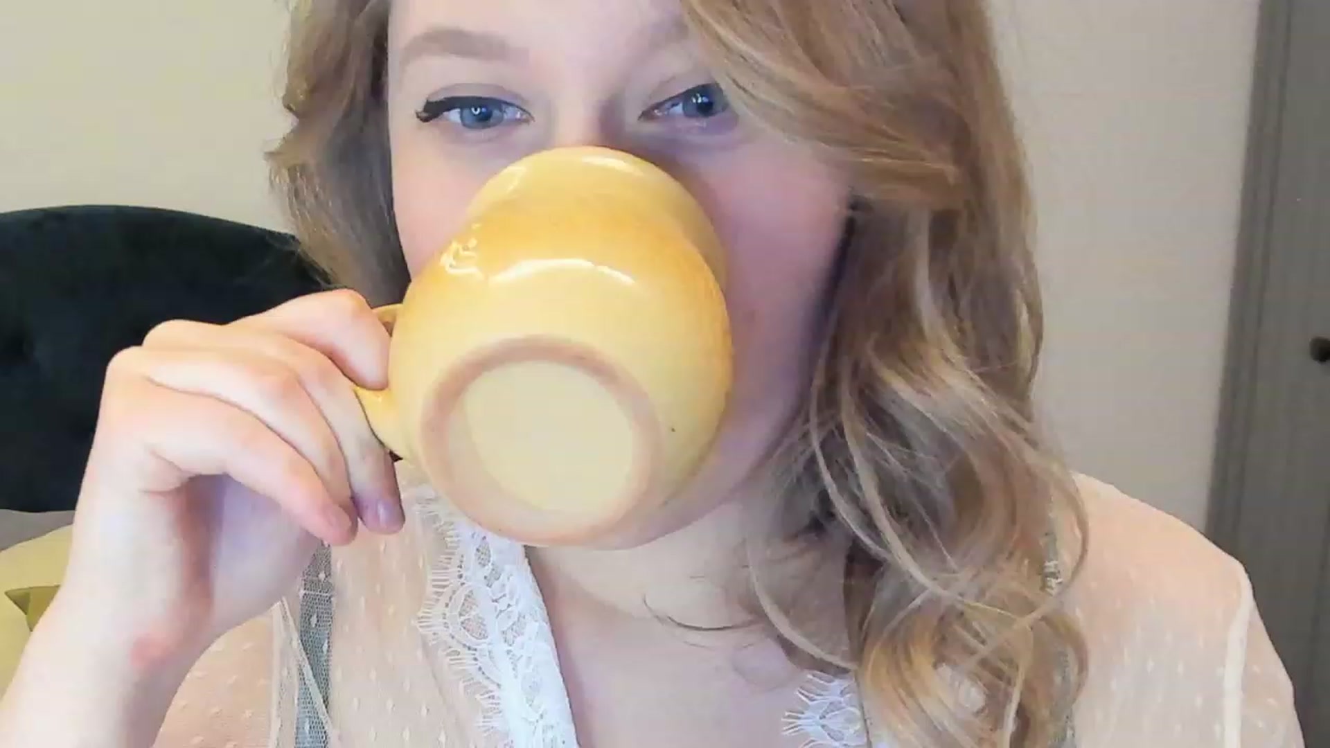 Gallery image thumbnail from SensualAdict's myfreecams stream on, 03/12/2023, 18:12 image 7 of 20