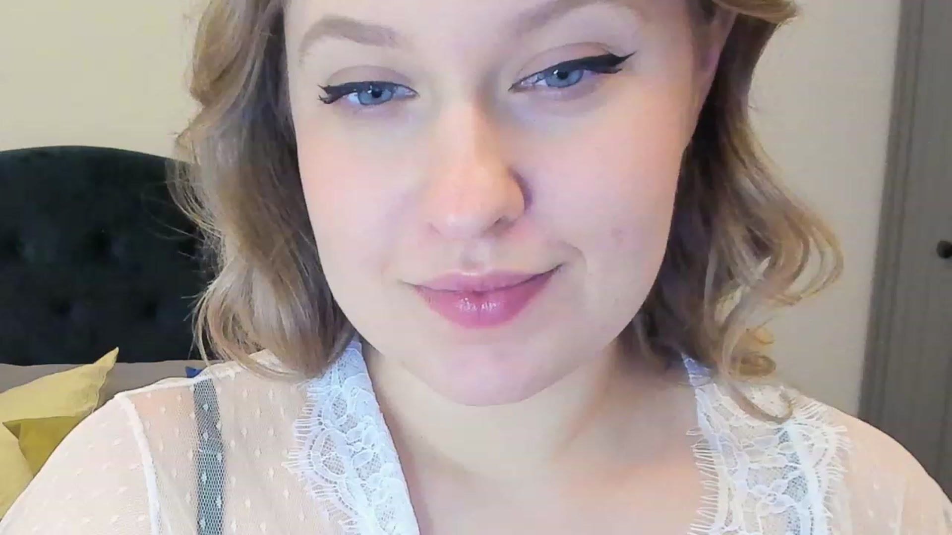 Gallery image thumbnail from SensualAdict's myfreecams stream on, 03/12/2023, 18:12 image 8 of 20