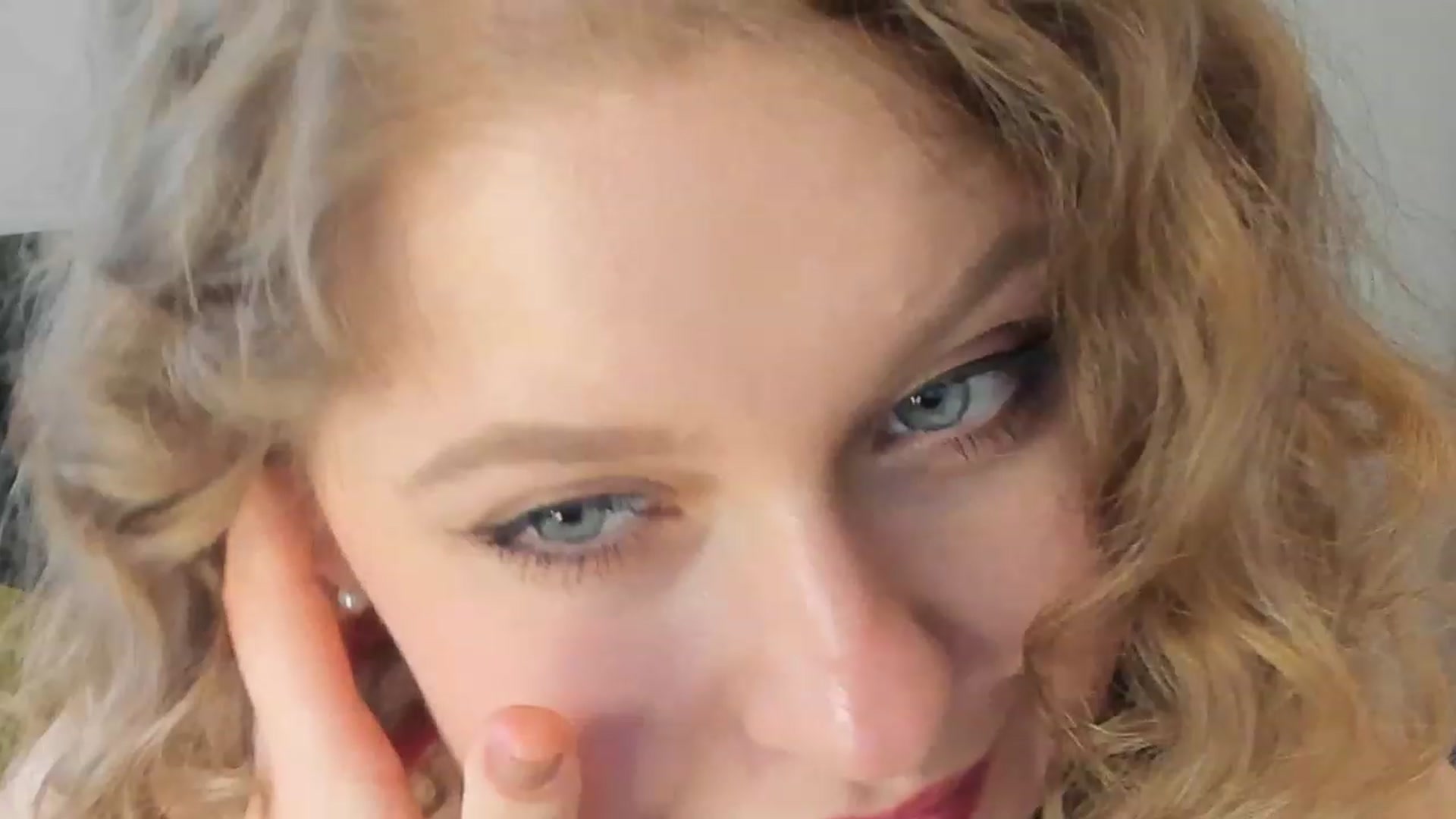 Gallery image thumbnail from SensualAdict's myfreecams stream on, 03/18/2023, 14:40 image 15 of 20