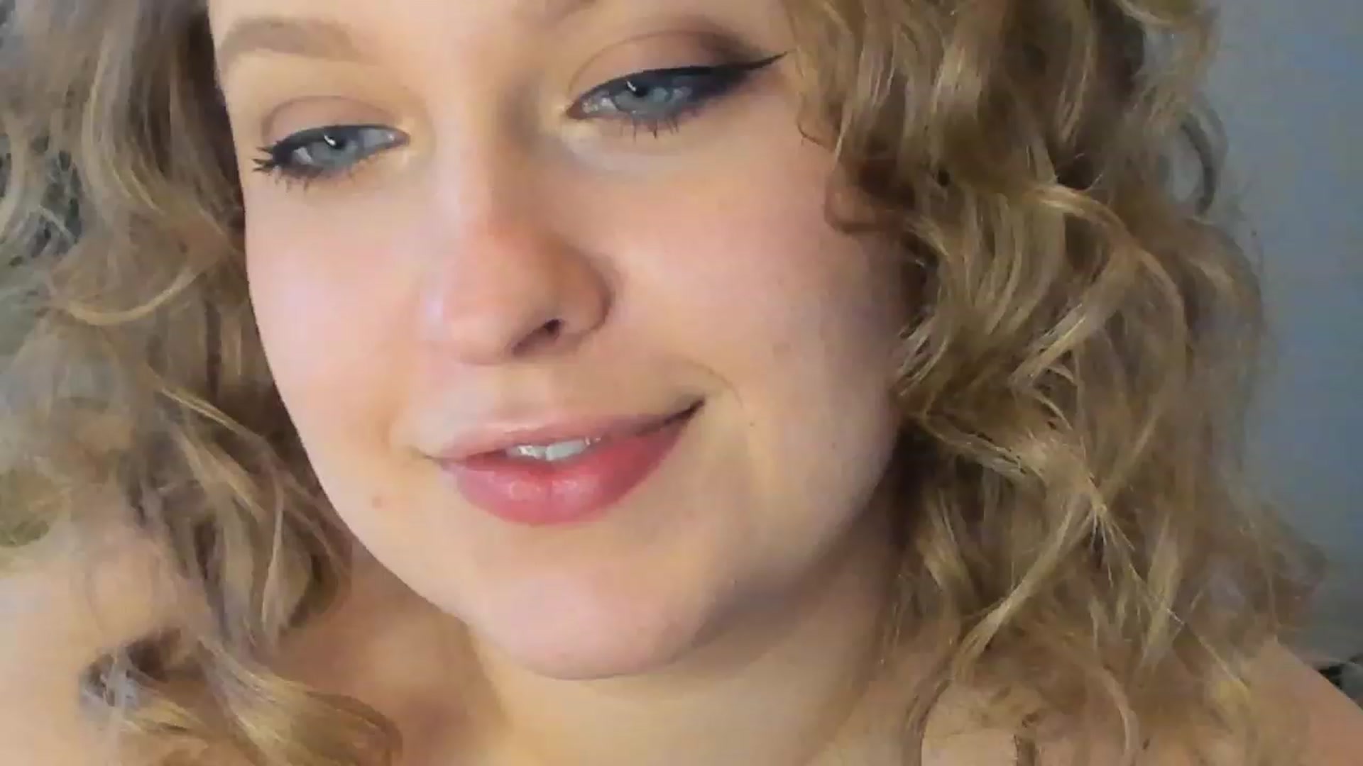 Gallery image thumbnail from SensualAdict's myfreecams stream on, 03/19/2023, 15:28 image 9 of 20