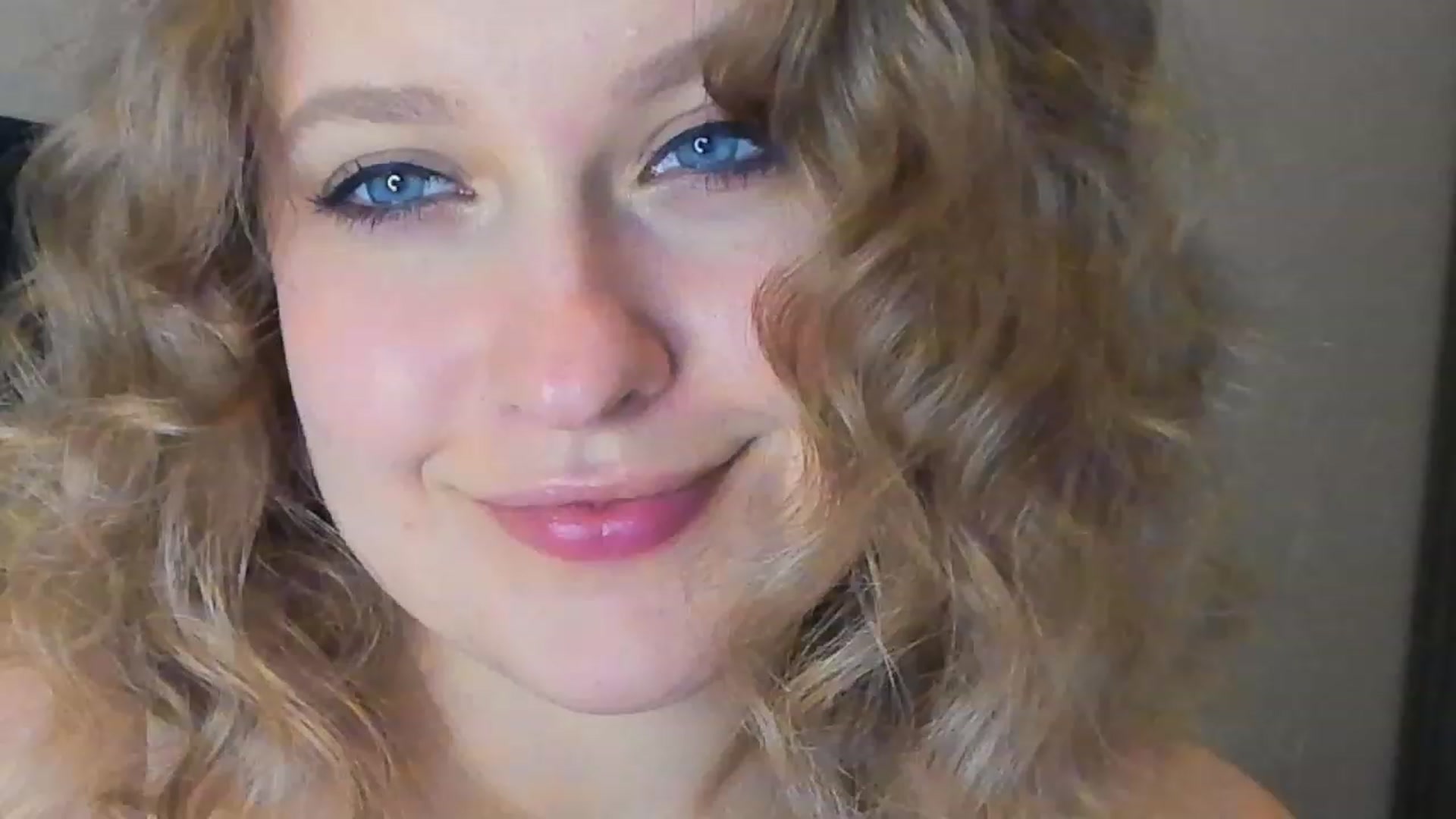 Gallery image thumbnail from SensualAdict's myfreecams stream on, 03/19/2023, 17:59 image 5 of 20