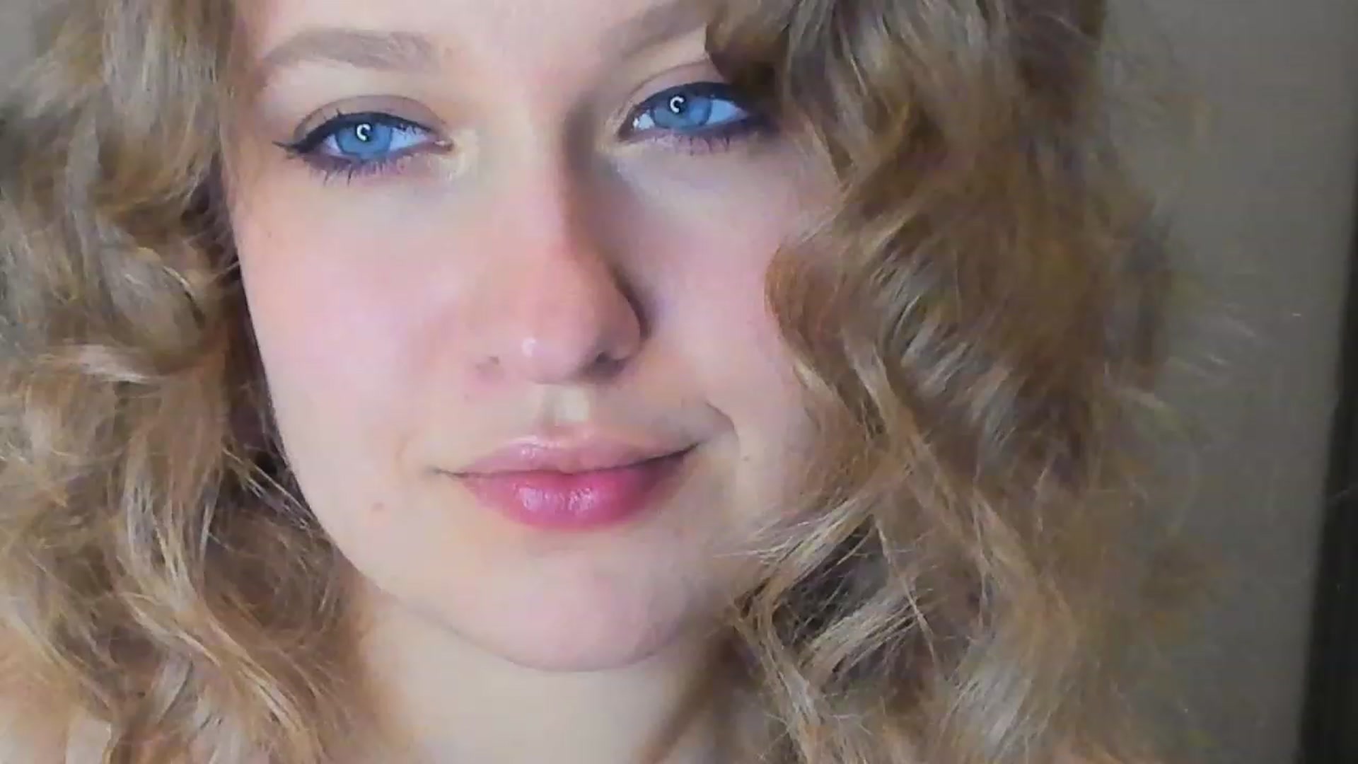 Gallery image thumbnail from SensualAdict's myfreecams stream on, 03/19/2023, 17:59 image 4 of 20