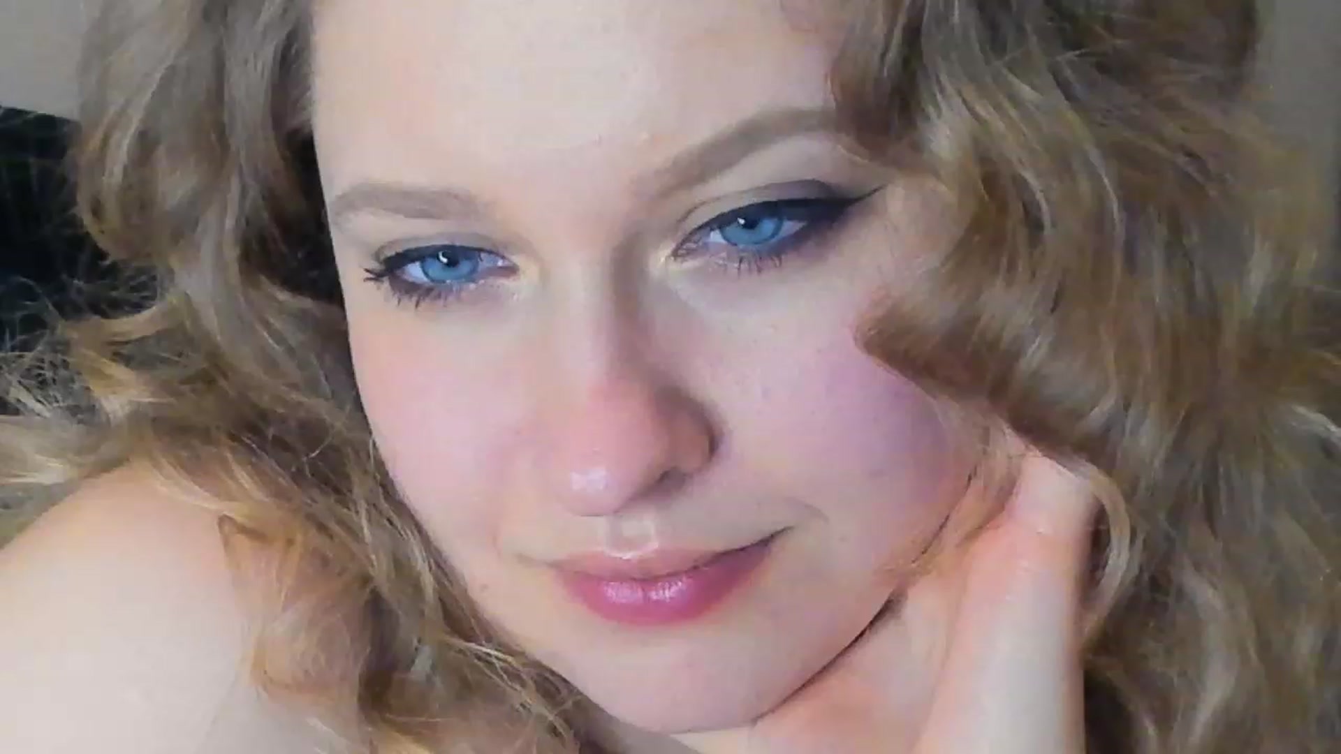 Gallery image thumbnail from SensualAdict's myfreecams stream on, 03/19/2023, 17:59 image 11 of 20