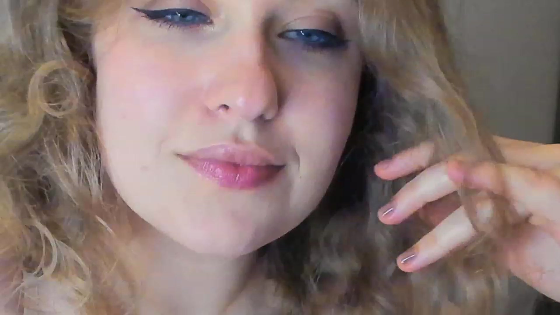 Gallery image thumbnail from SensualAdict's myfreecams stream on, 03/19/2023, 17:59 image 2 of 20