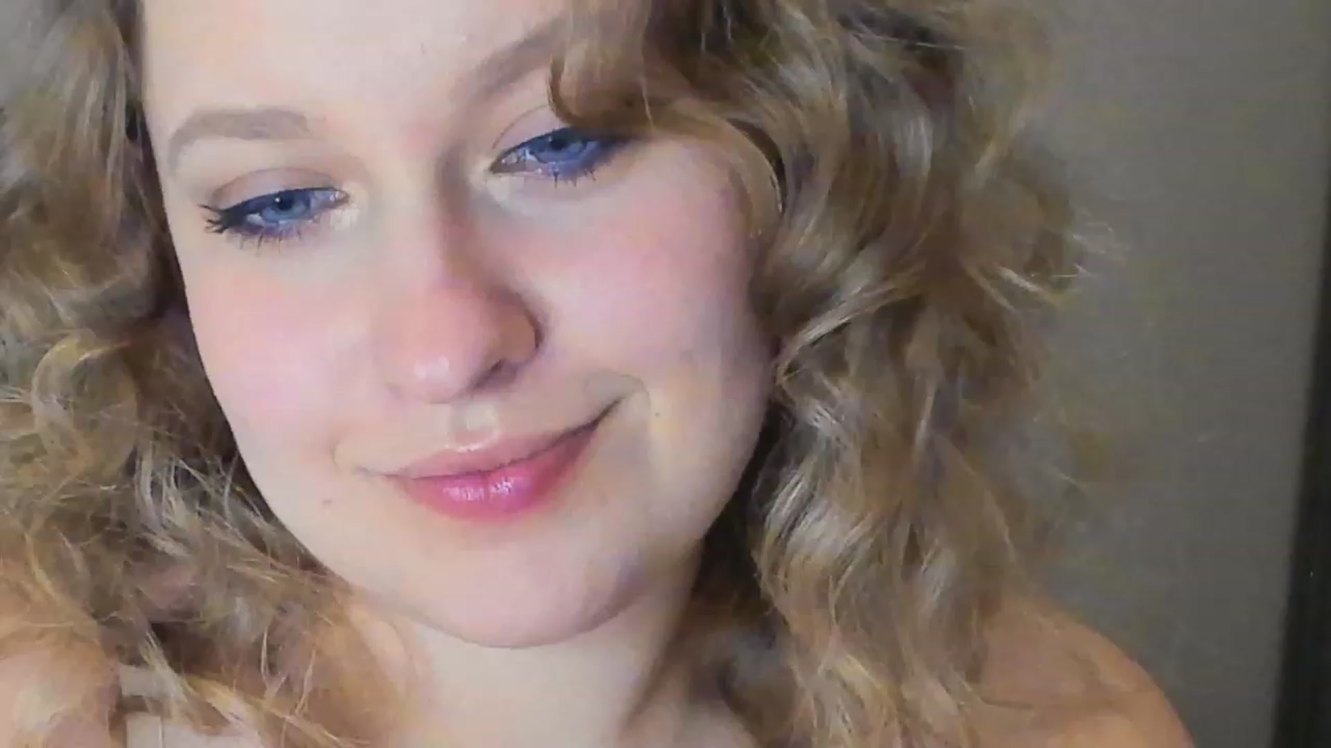 Gallery image thumbnail from SensualAdict's myfreecams stream on, 03/19/2023, 17:59 image 1 of 20