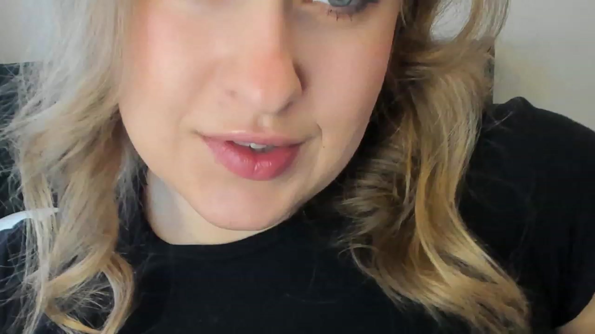 Gallery image thumbnail from SensualAdict's myfreecams stream on, 03/22/2023, 14:58 image 20 of 20