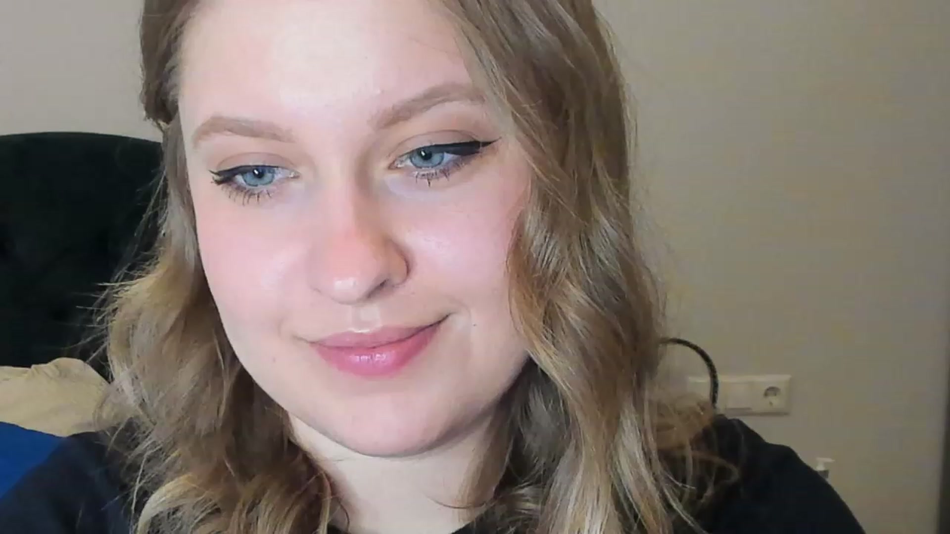 Gallery image thumbnail from SensualAdict's myfreecams stream on, 03/22/2023, 16:34 image 18 of 20