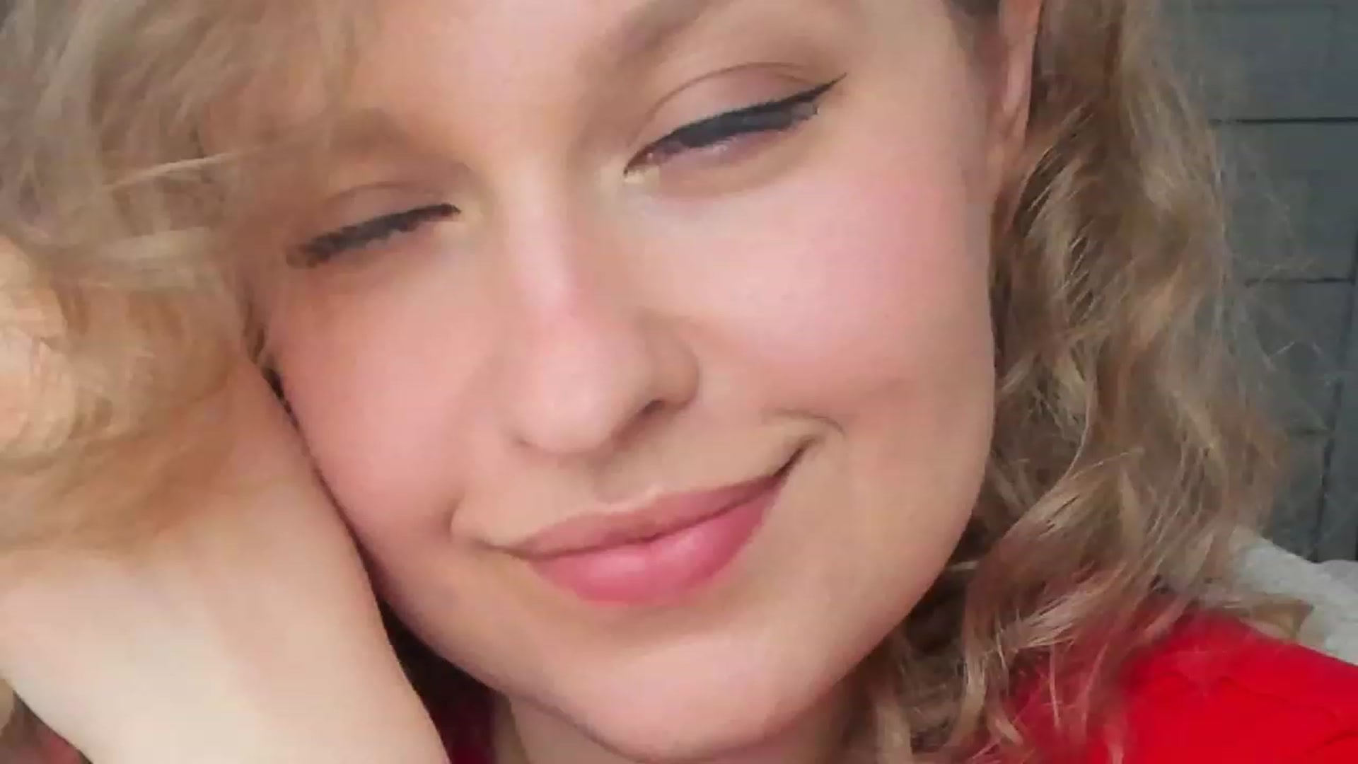 Gallery image thumbnail from SensualAdict's myfreecams stream on, 03/25/2023, 14:20 image 9 of 20