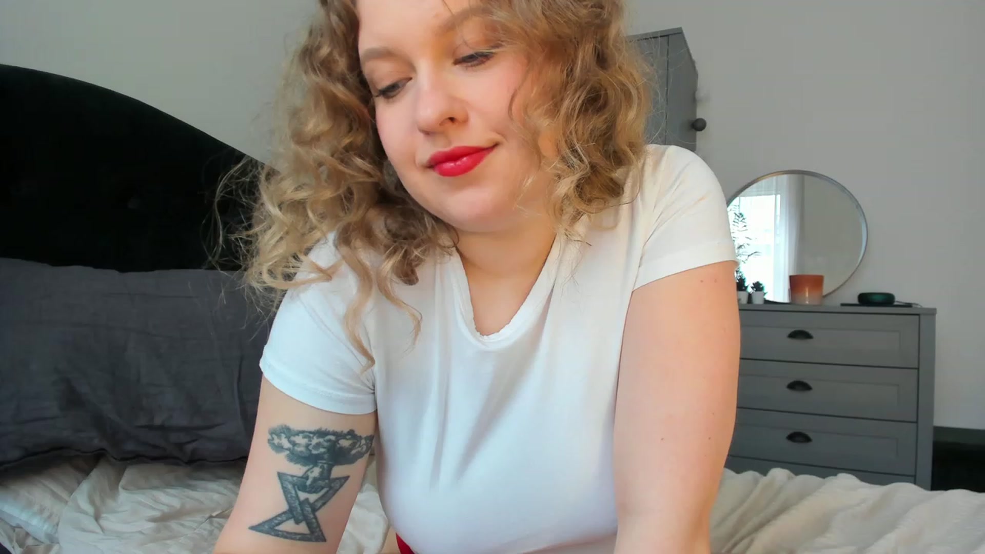 Gallery image thumbnail from SensualAdict's myfreecams stream on, 03/26/2023, 11:42 image 4 of 20