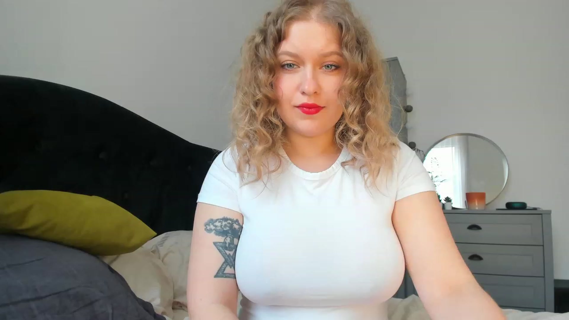 Gallery image thumbnail from SensualAdict's myfreecams stream on, 03/26/2023, 11:42 image 20 of 20