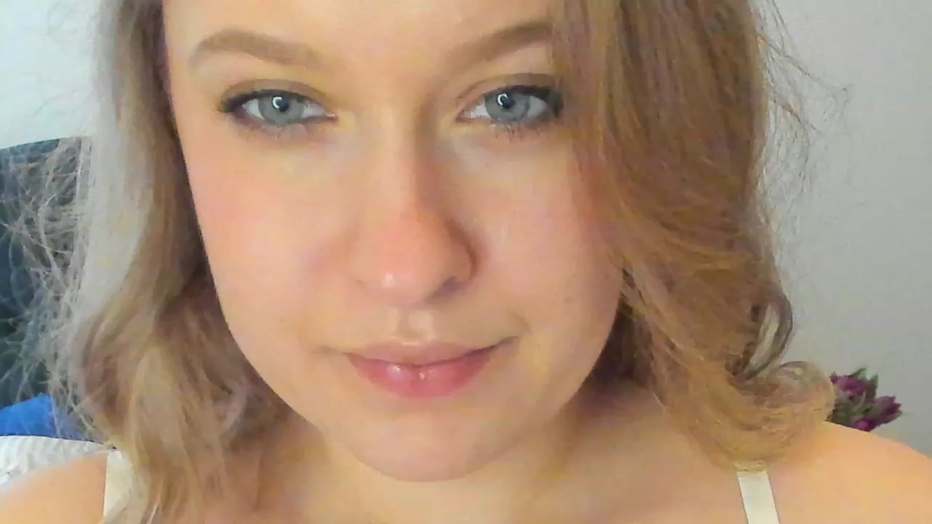 Gallery image thumbnail from SensualAdict's myfreecams stream on, 03/27/2023, 11:14 image 7 of 20