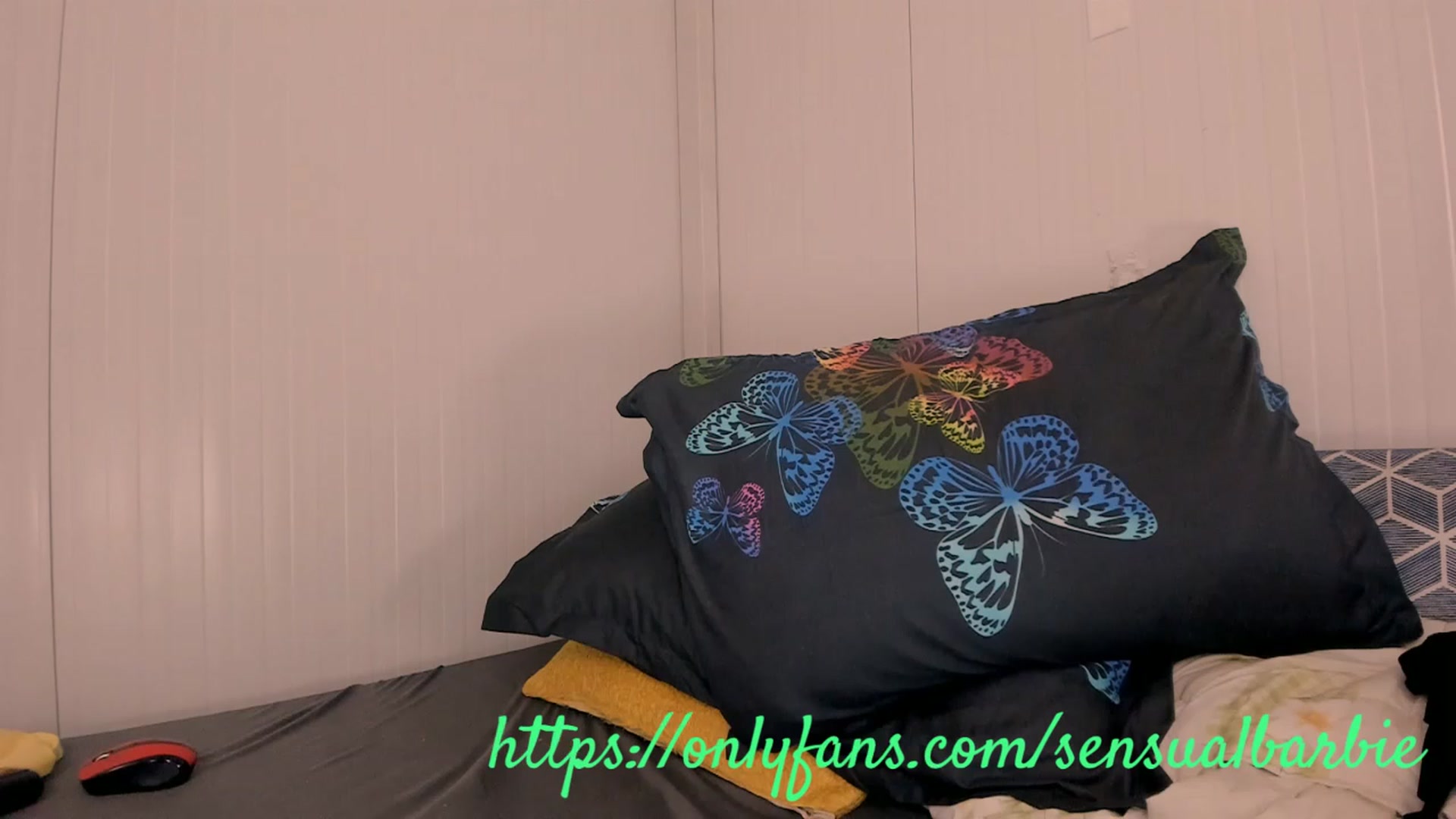 Gallery image thumbnail from SensualBarbie's myfreecams stream on, 04/28/2023, 11:19 image 11 of 20