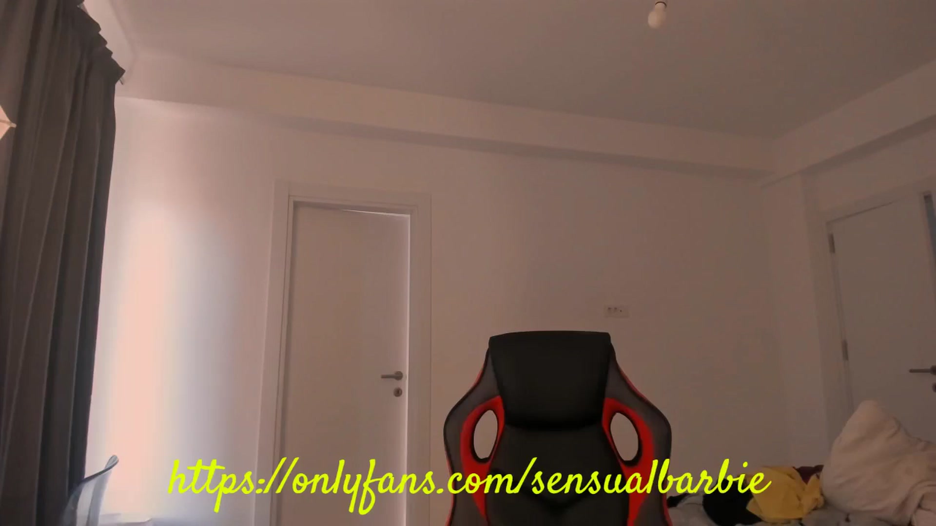 Gallery image thumbnail from SensualBarbie's myfreecams stream on, 10/06/2024, 08:24 image 19 of 20