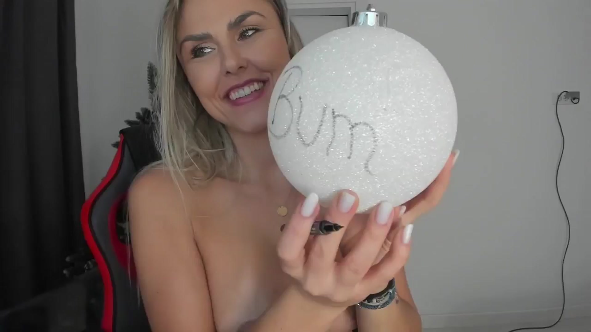 Gallery image thumbnail from SensualBarbie's myfreecams stream on, 12/02/2024, 15:23 image 20 of 20
