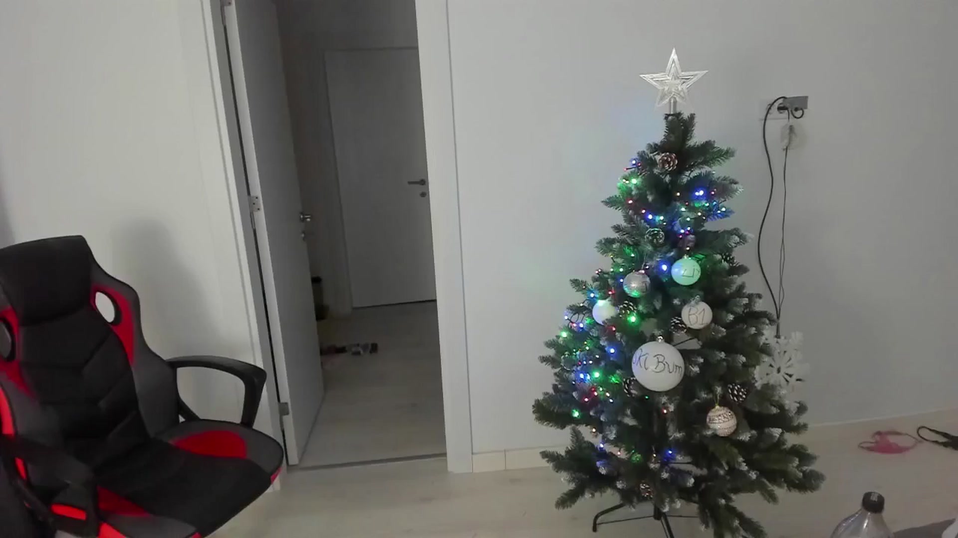 Gallery image thumbnail from SensualBarbie's myfreecams stream on, 12/19/2024, 24:06 image 9 of 20