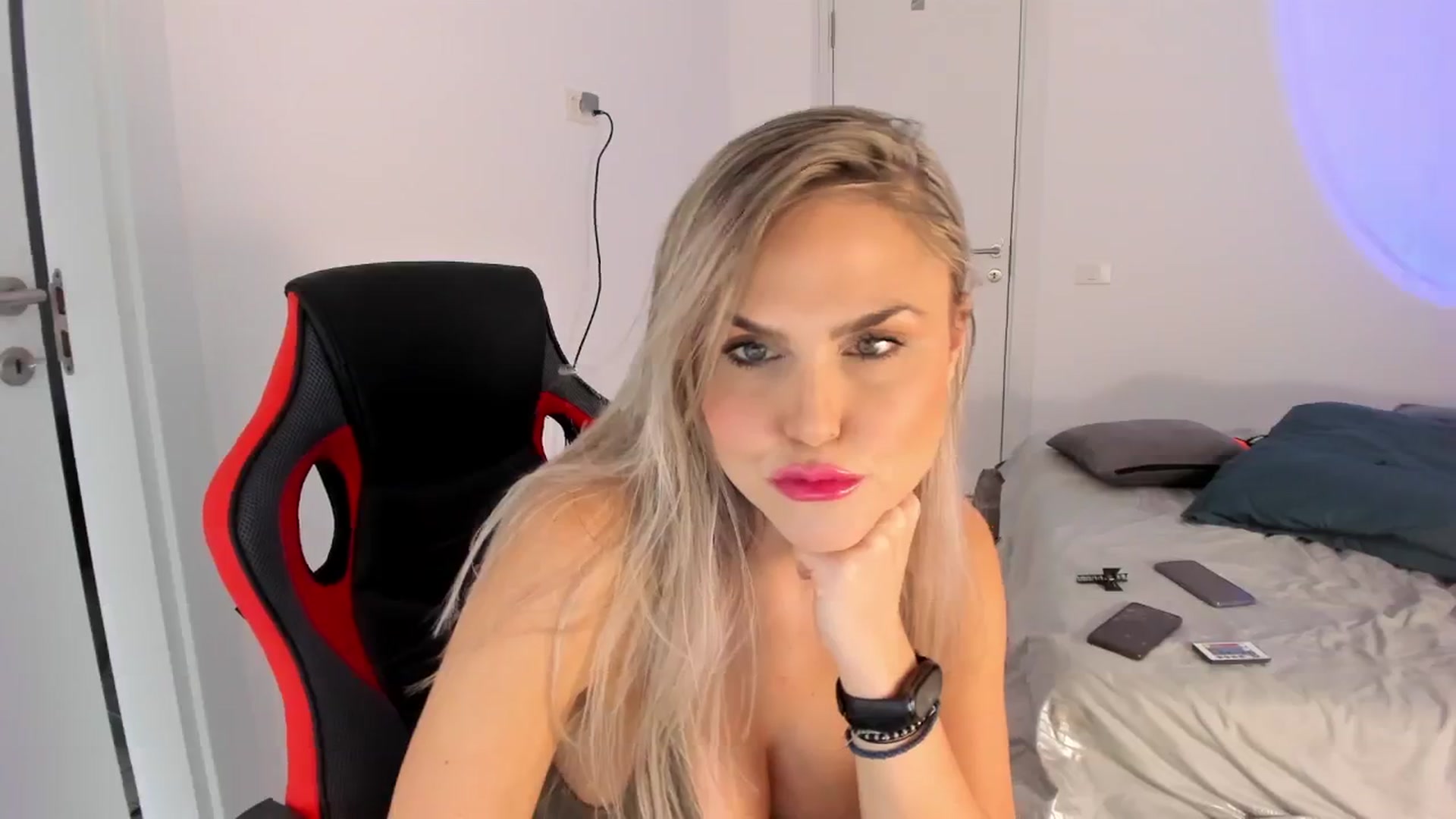 Gallery image thumbnail from SensualBarbie's myfreecams stream on, 02/28/2025, 12:29 image 3 of 20