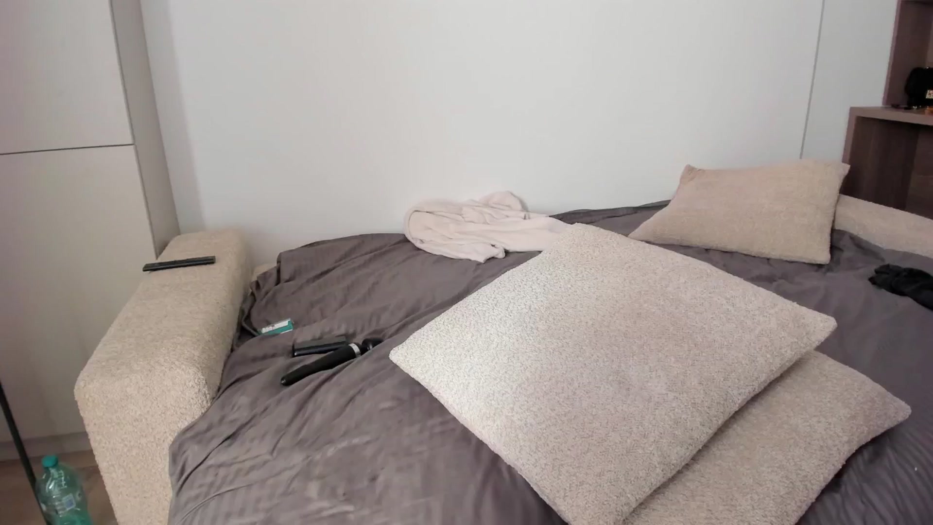 Gallery image thumbnail from SensualBarbie's myfreecams stream on, 06/02/2025, 13:51 image 14 of 20