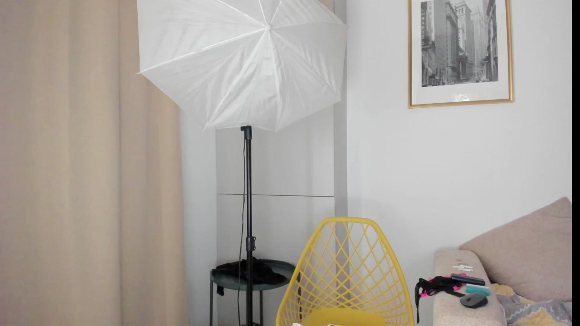 Gallery image thumbnail from SensualBarbie's myfreecams stream on, 07/31/2025, 13:45 image 17 of 20