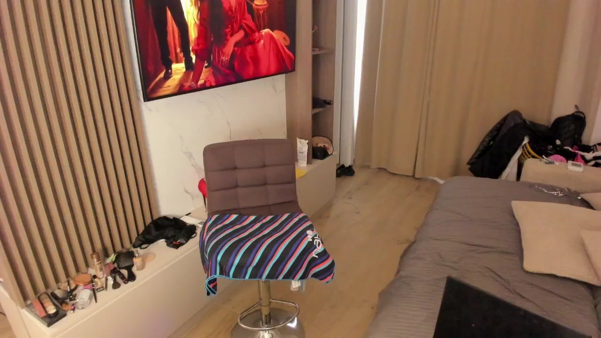 Gallery image thumbnail from SensualBarbie's myfreecams stream on, 11/16/2025, 14:13 image 9 of 20