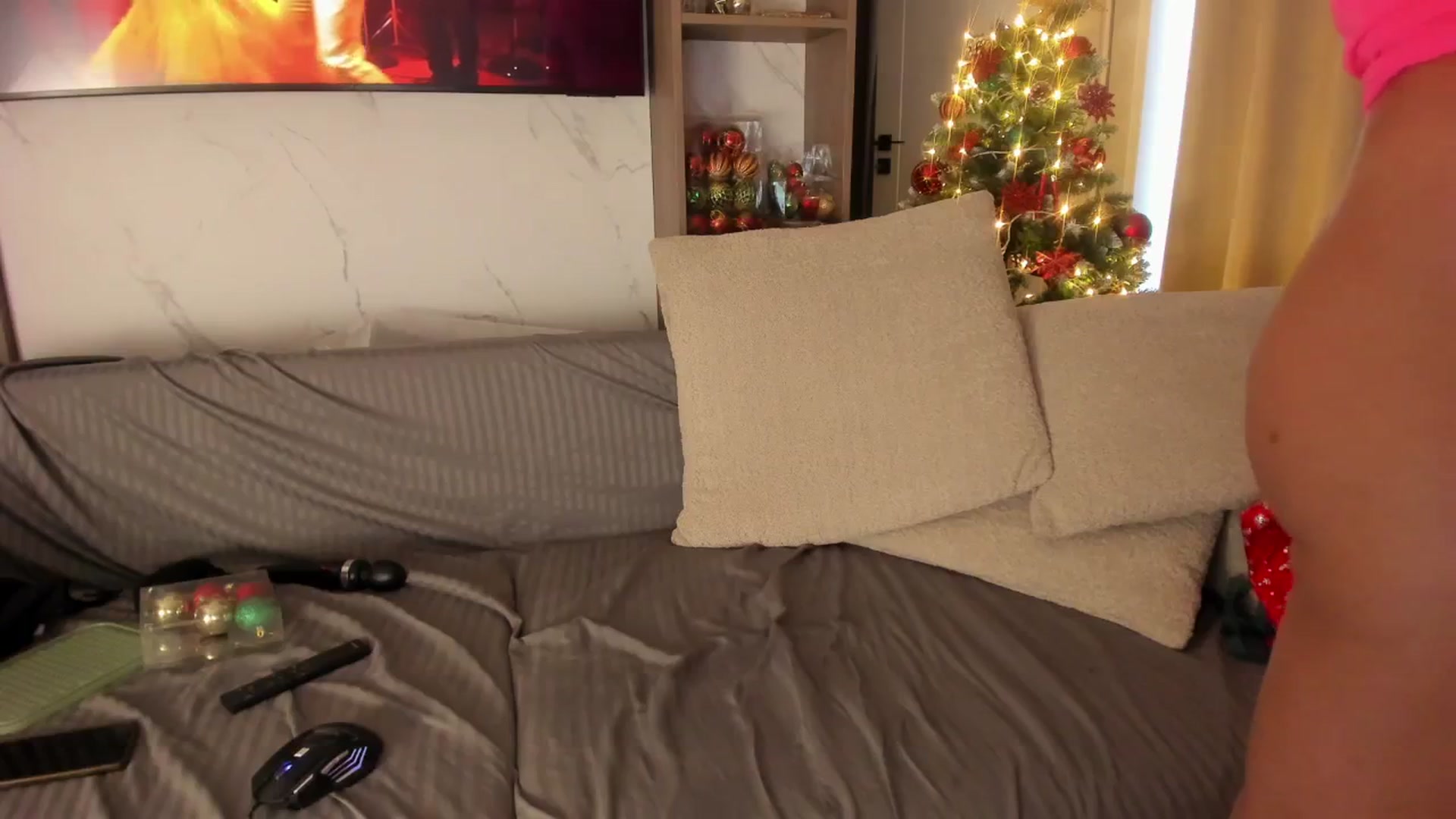 Gallery image thumbnail from SensualBarbie's myfreecams stream on, 12/26/2025, 13:58 image 17 of 20