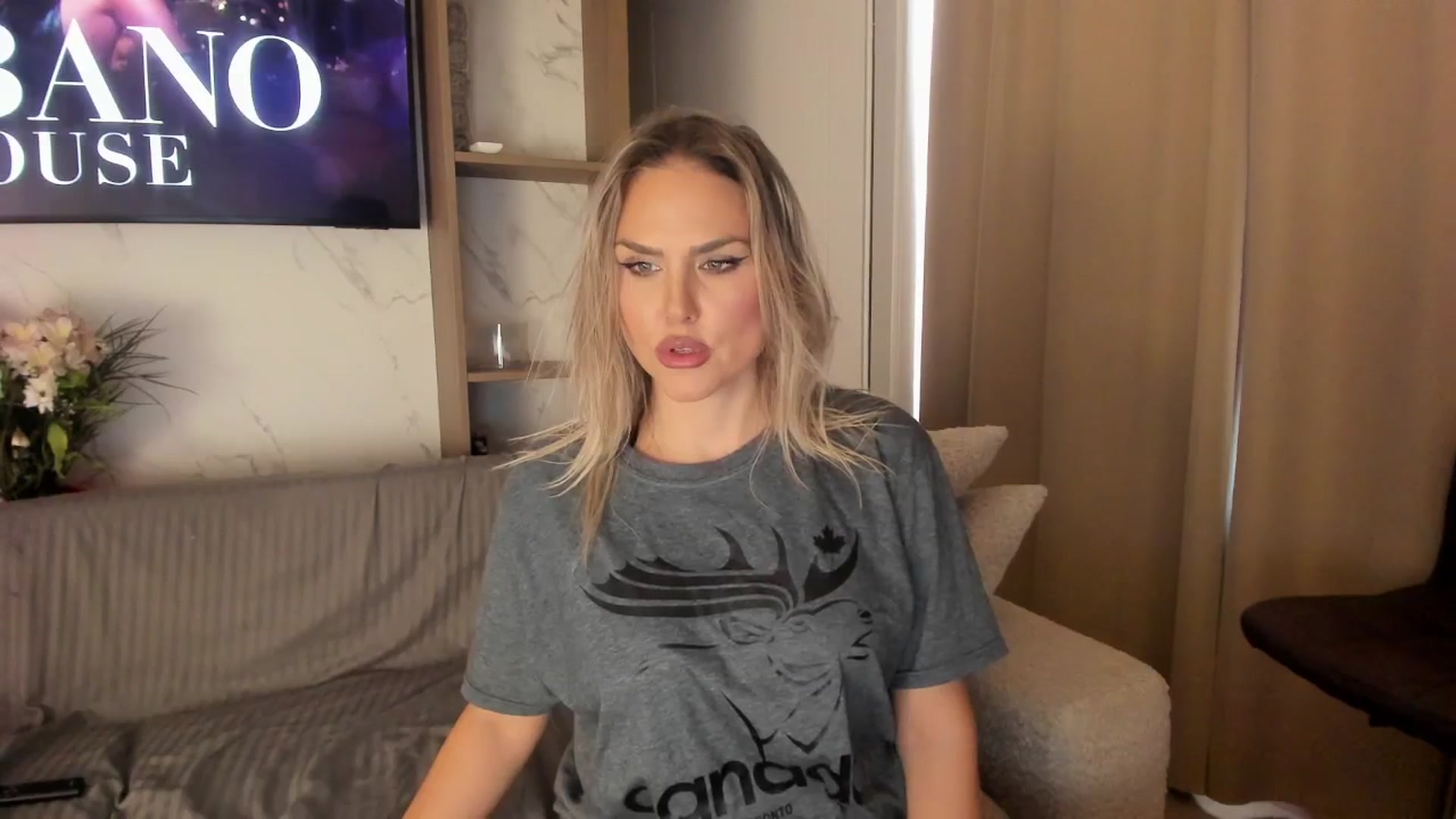 Gallery image thumbnail from SensualBarbie's myfreecams stream on, 01/16/2026, 13:21 image 15 of 20