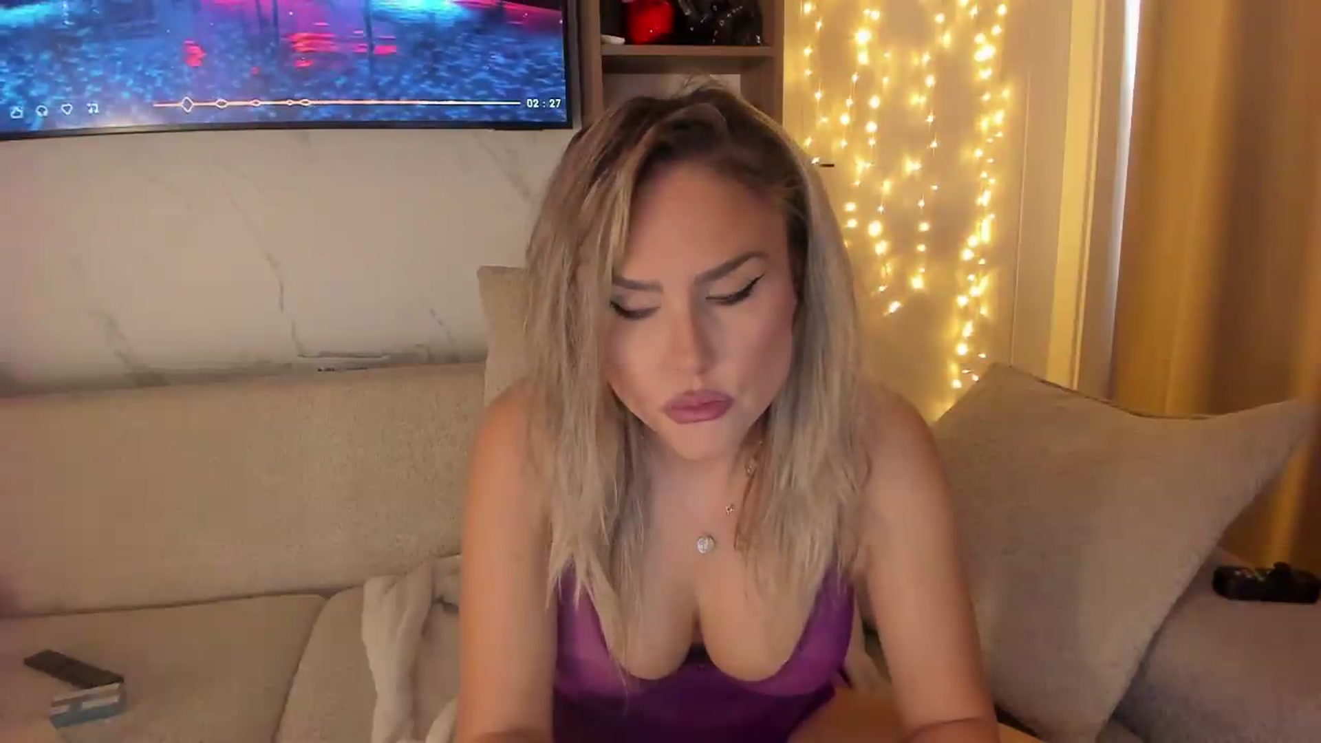 Gallery image thumbnail from SensualBarbie's myfreecams stream on, 05/20/2026, 07:07 image 2 of 20
