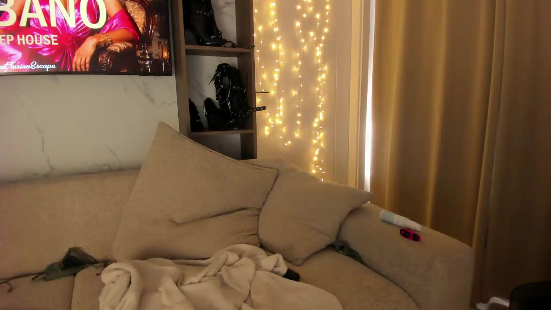 Gallery image thumbnail from SensualBarbie's myfreecams stream on, 06/05/2026, 13:06 image 15 of 20