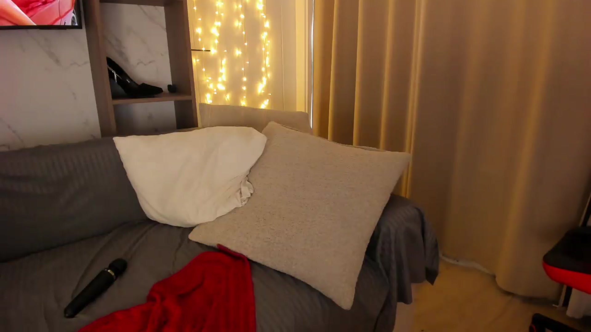 Gallery image thumbnail from SensualBarbie's myfreecams stream on, 08/14/2026, 15:18 image 11 of 20
