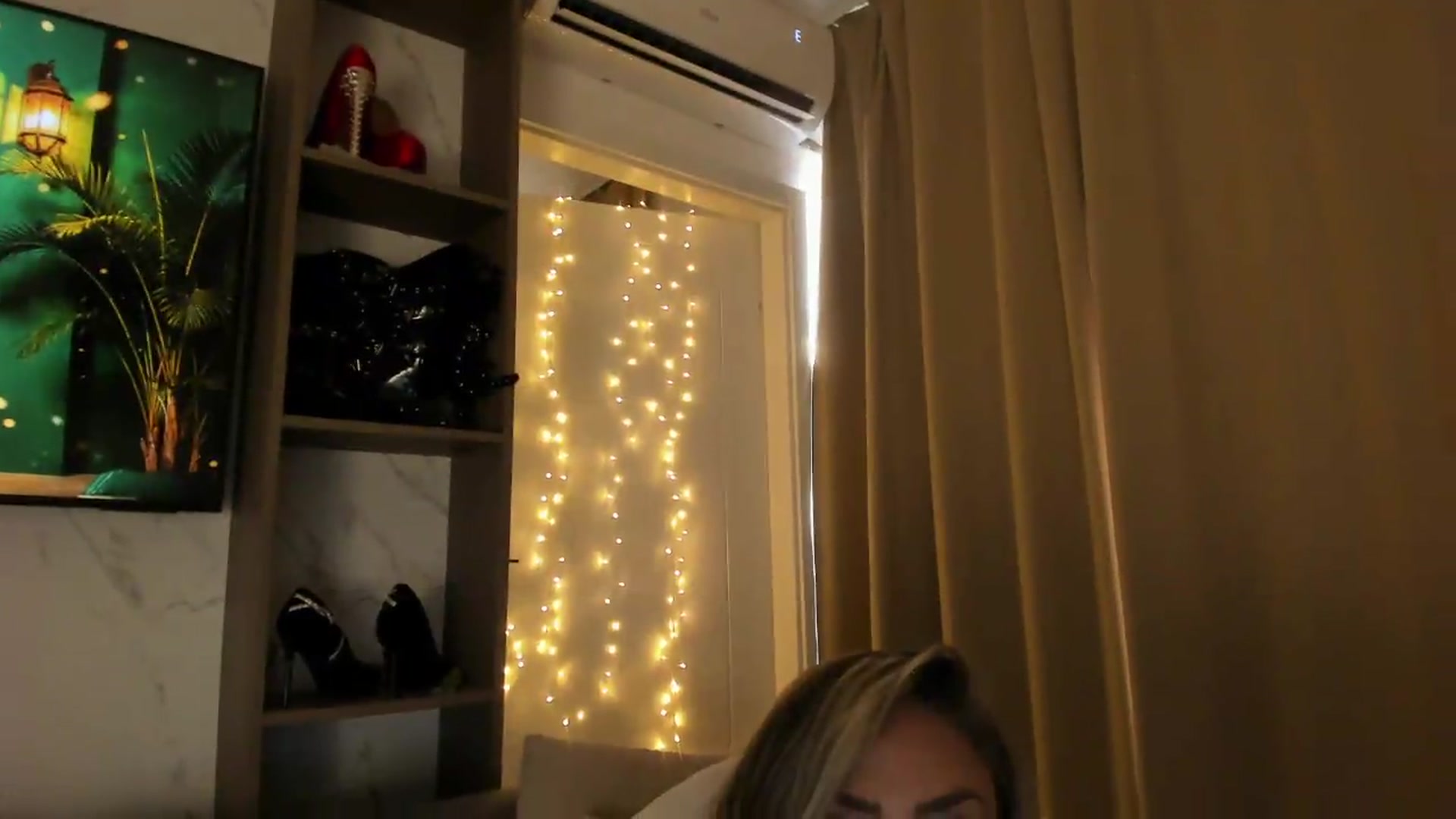 Gallery image thumbnail from SensualBarbie's myfreecams stream on, 08/18/2026, 13:46 image 20 of 20