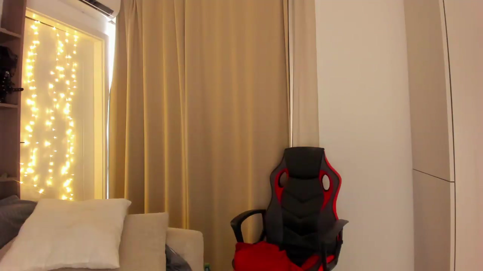 Gallery image thumbnail from SensualBarbie's myfreecams stream on, 08/22/2026, 10:59 image 6 of 20