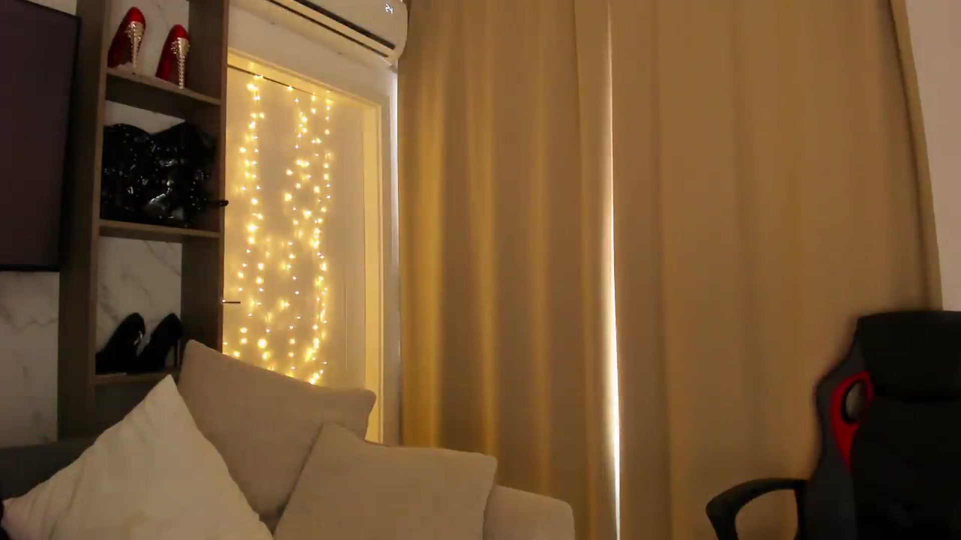 Gallery image thumbnail from SensualBarbie's myfreecams stream on, 09/05/2026, 10:53 image 19 of 20