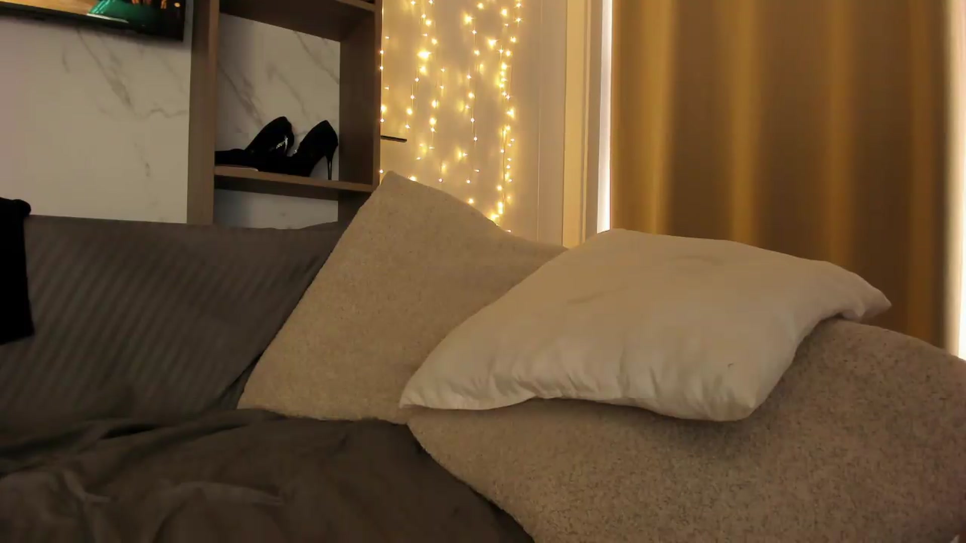 Gallery image thumbnail from SensualBarbie's myfreecams stream on, 09/07/2026, 15:32 image 4 of 20