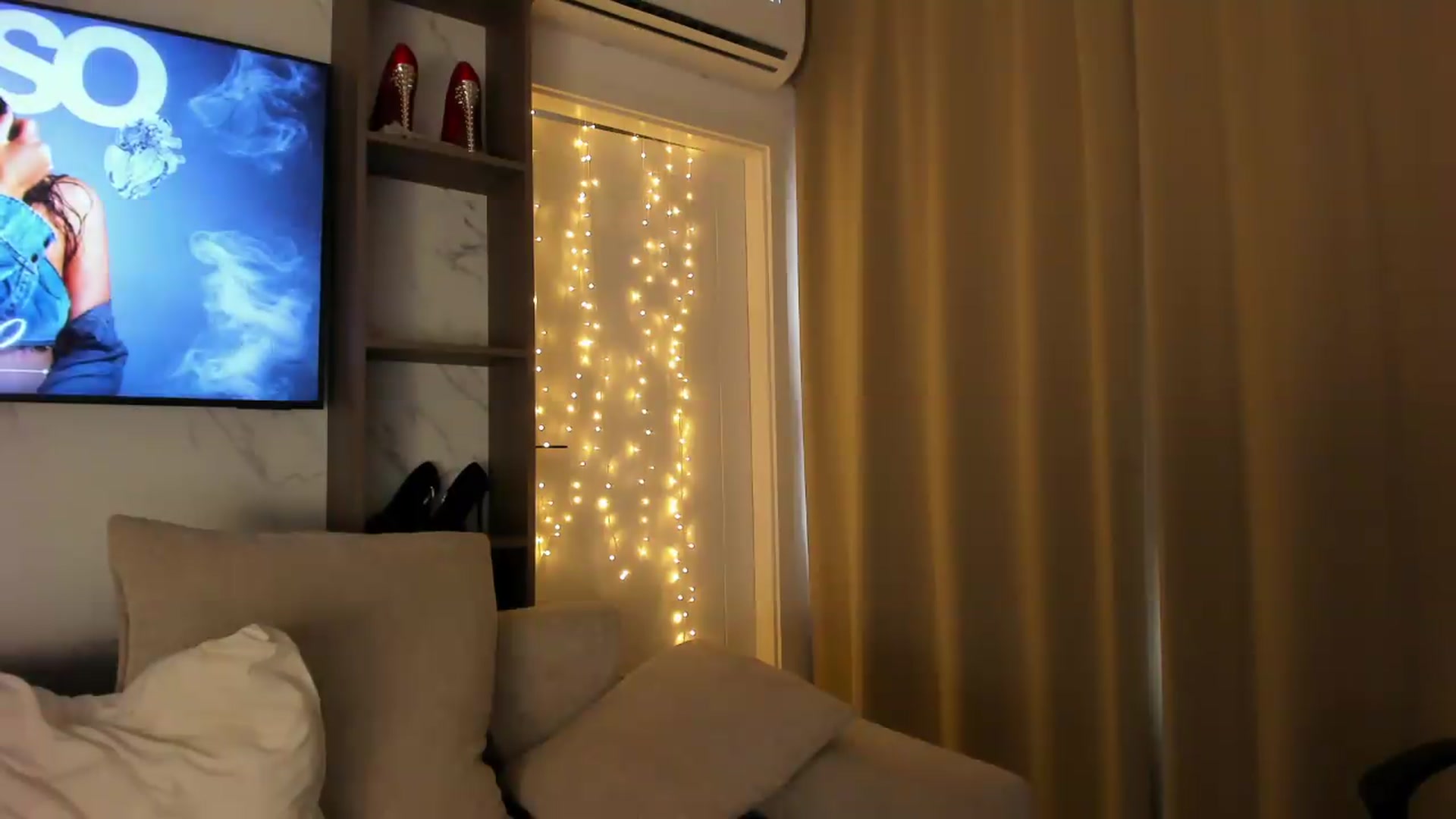Gallery image thumbnail from SensualBarbie's myfreecams stream on, 09/12/2026, 15:08 image 12 of 20
