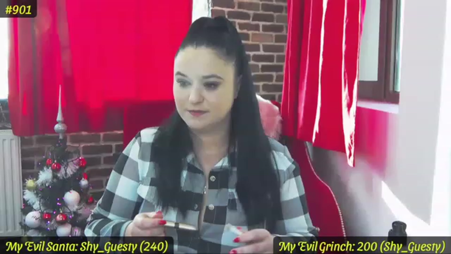 Gallery image thumbnail from SensualCrissa's myfreecams stream on, 12/20/2022, 08:55 image 17 of 20
