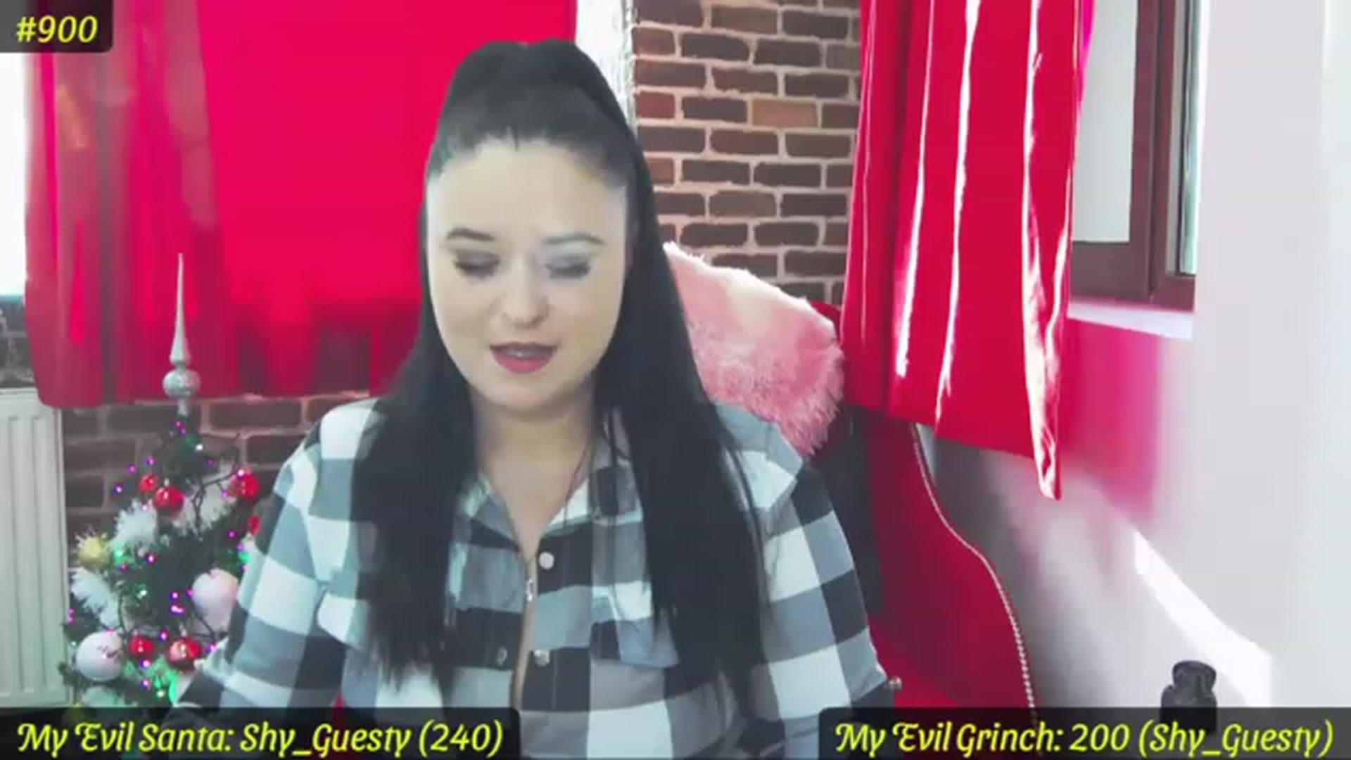 Gallery image thumbnail from SensualCrissa's myfreecams stream on, 12/20/2022, 08:55 image 15 of 20
