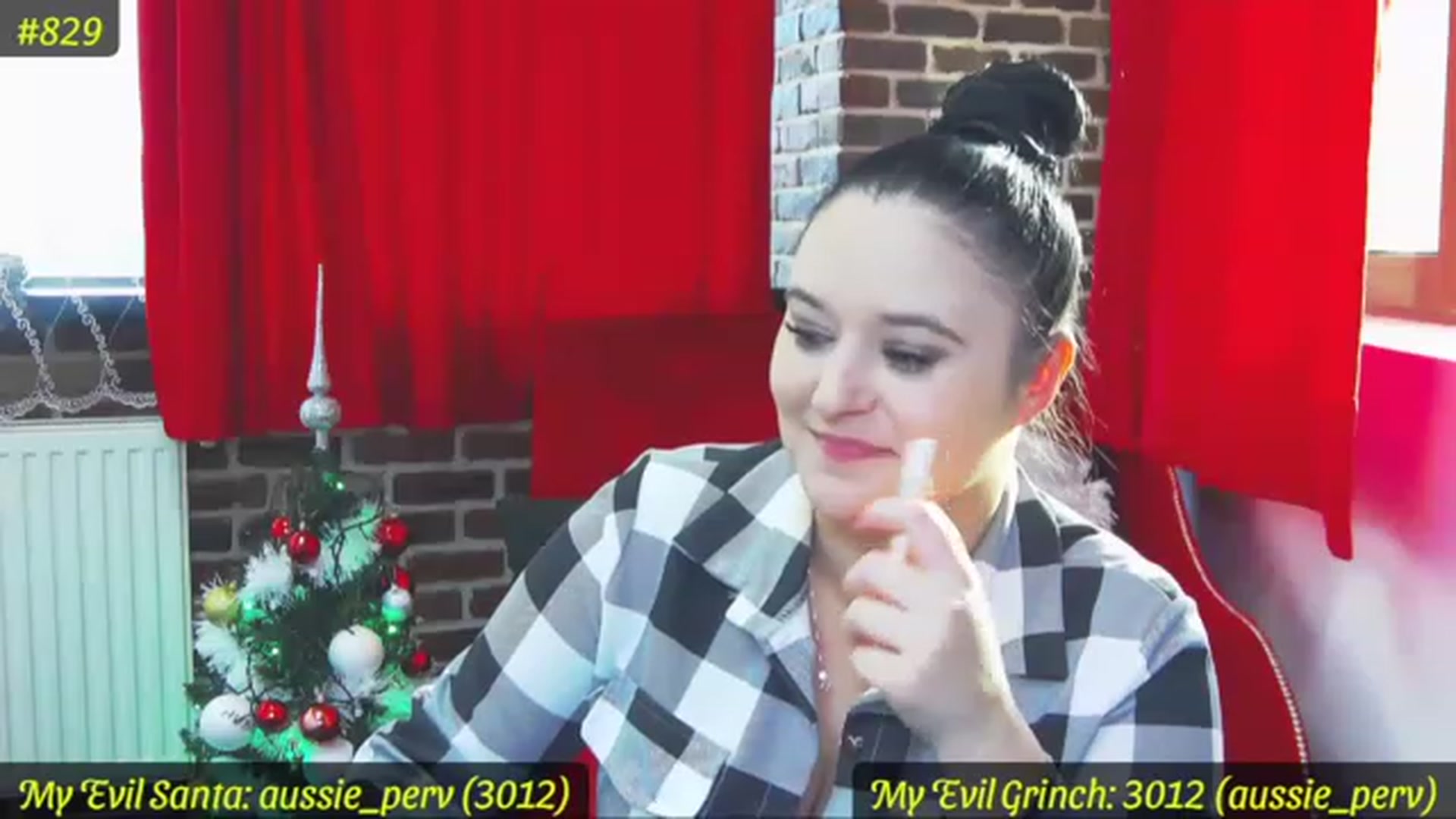Gallery image thumbnail from SensualCrissa's myfreecams stream on, 12/20/2022, 13:11 image 16 of 20