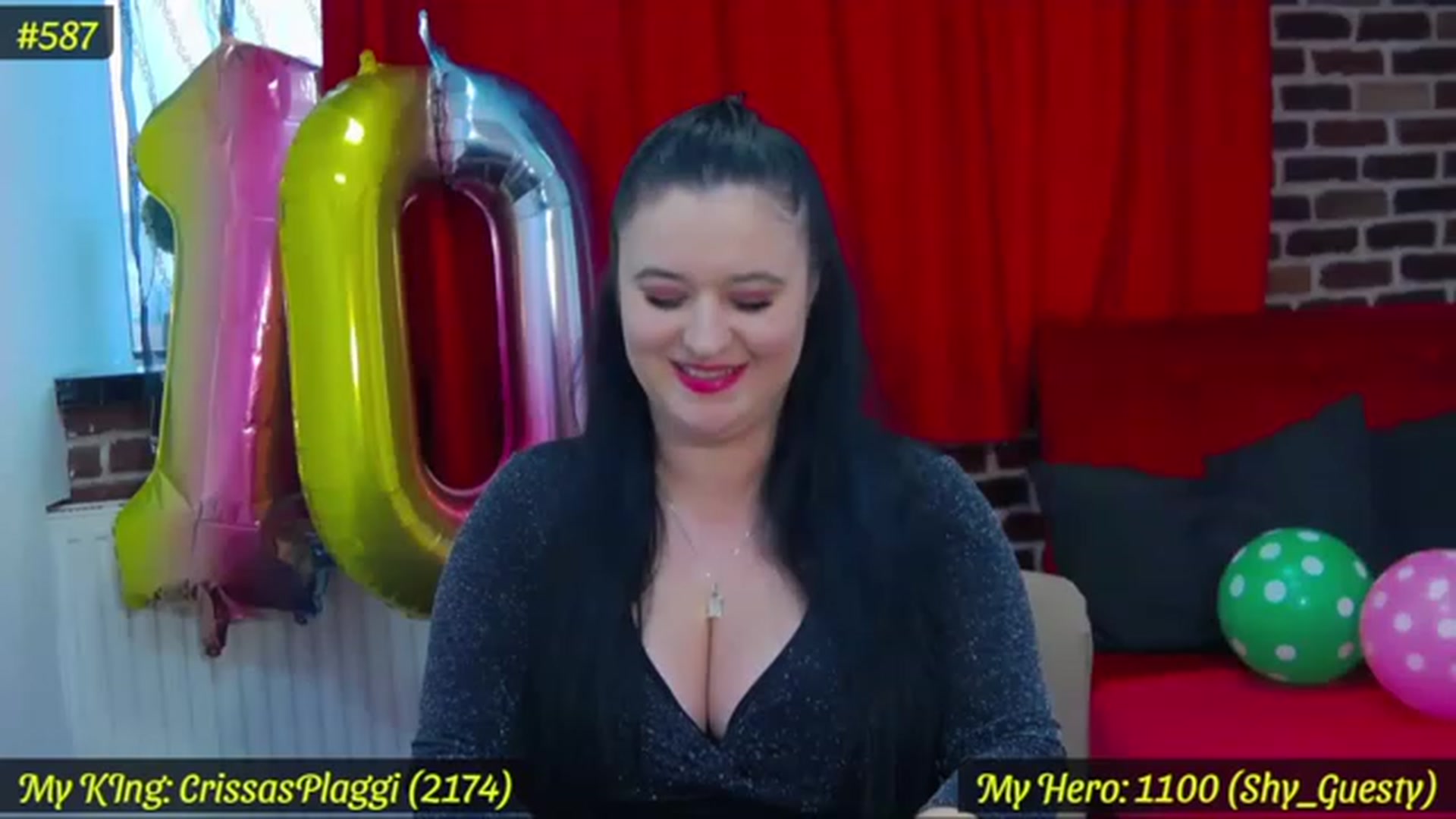 Gallery image thumbnail from SensualCrissa's myfreecams stream on, 01/12/2023, 13:22 image 8 of 20
