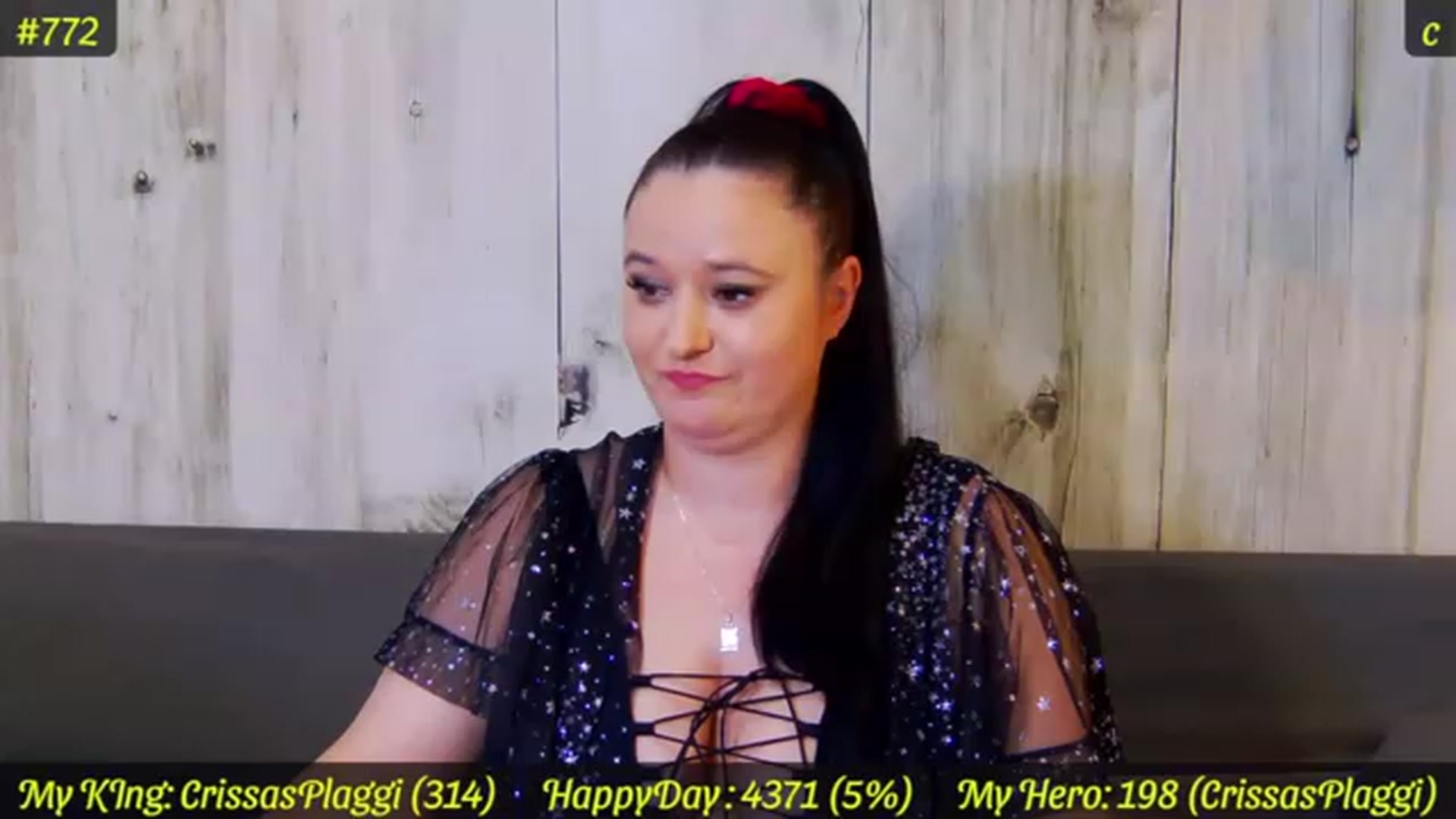 Gallery image thumbnail from SensualCrissa's myfreecams stream on, 05/06/2023, 11:20 image 10 of 20
