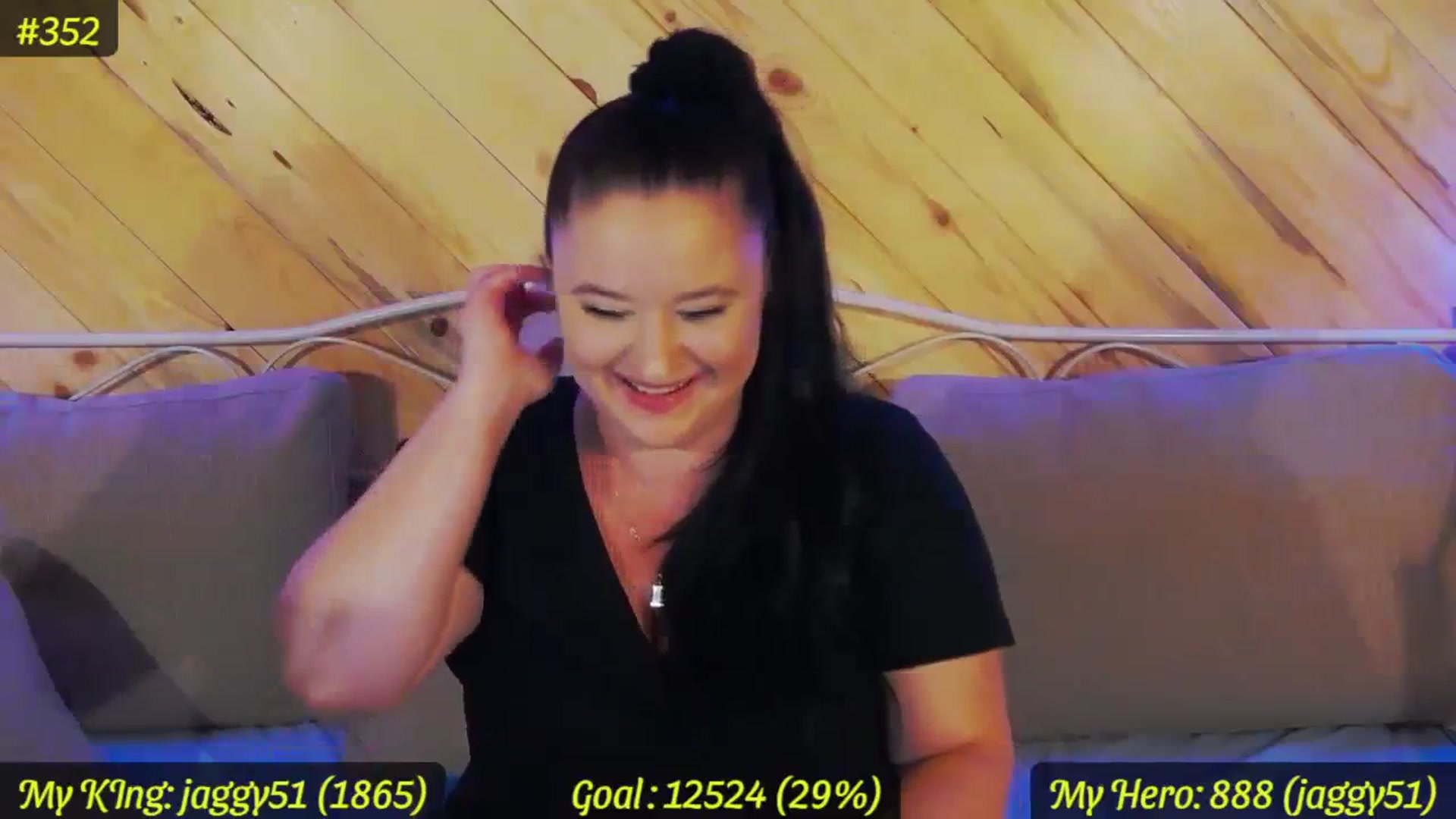 Gallery image thumbnail from SensualCrissa's myfreecams stream on, 08/19/2023, 11:56 image 12 of 20