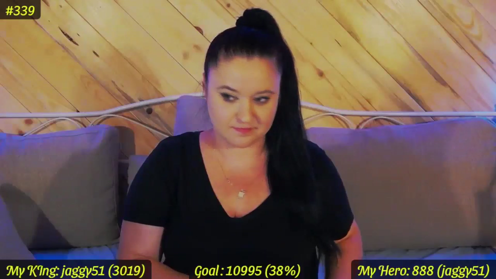 Gallery image thumbnail from SensualCrissa's myfreecams stream on, 08/19/2023, 13:04 image 9 of 20