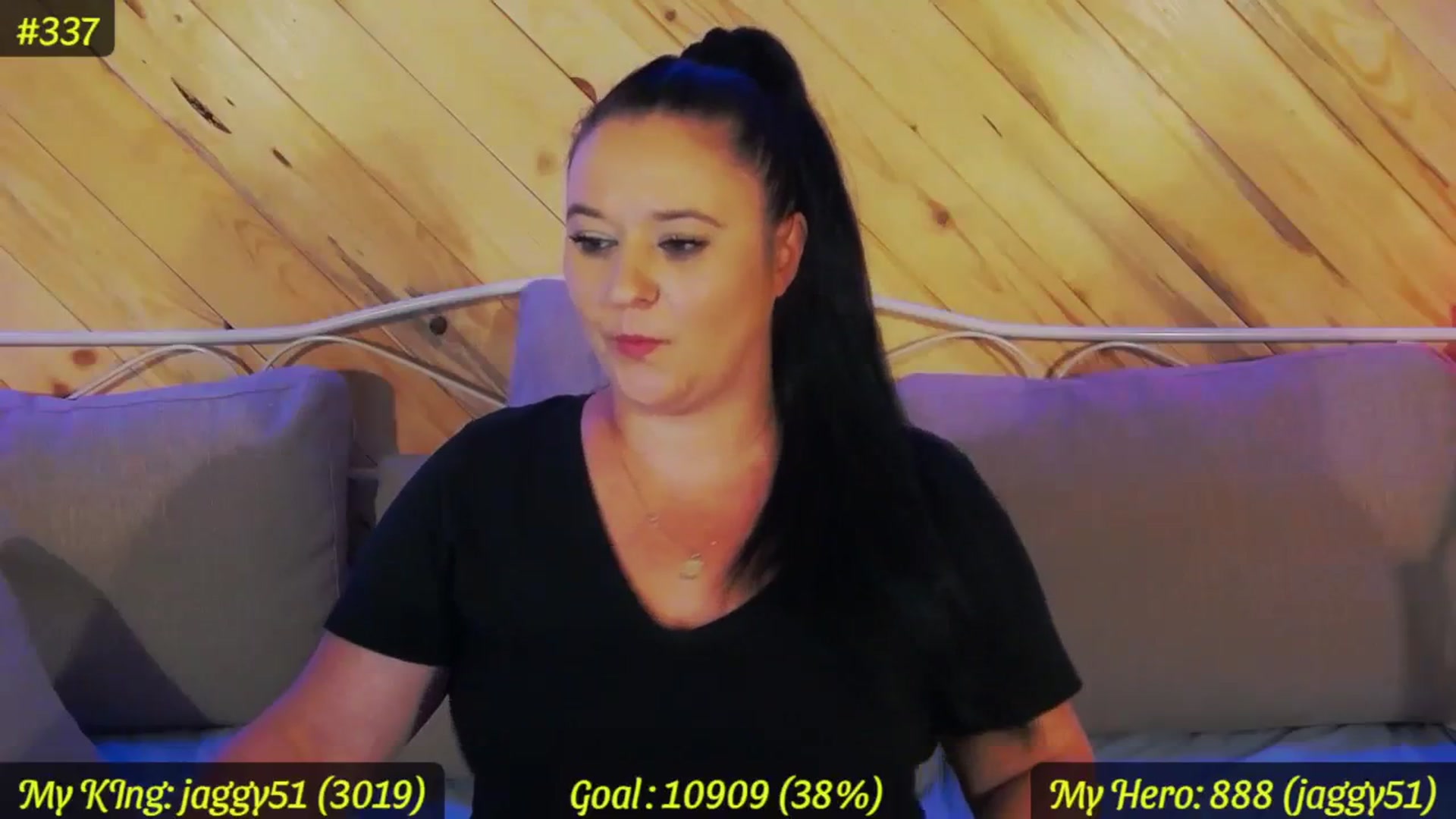 Gallery image thumbnail from SensualCrissa's myfreecams stream on, 08/19/2023, 13:04 image 16 of 20