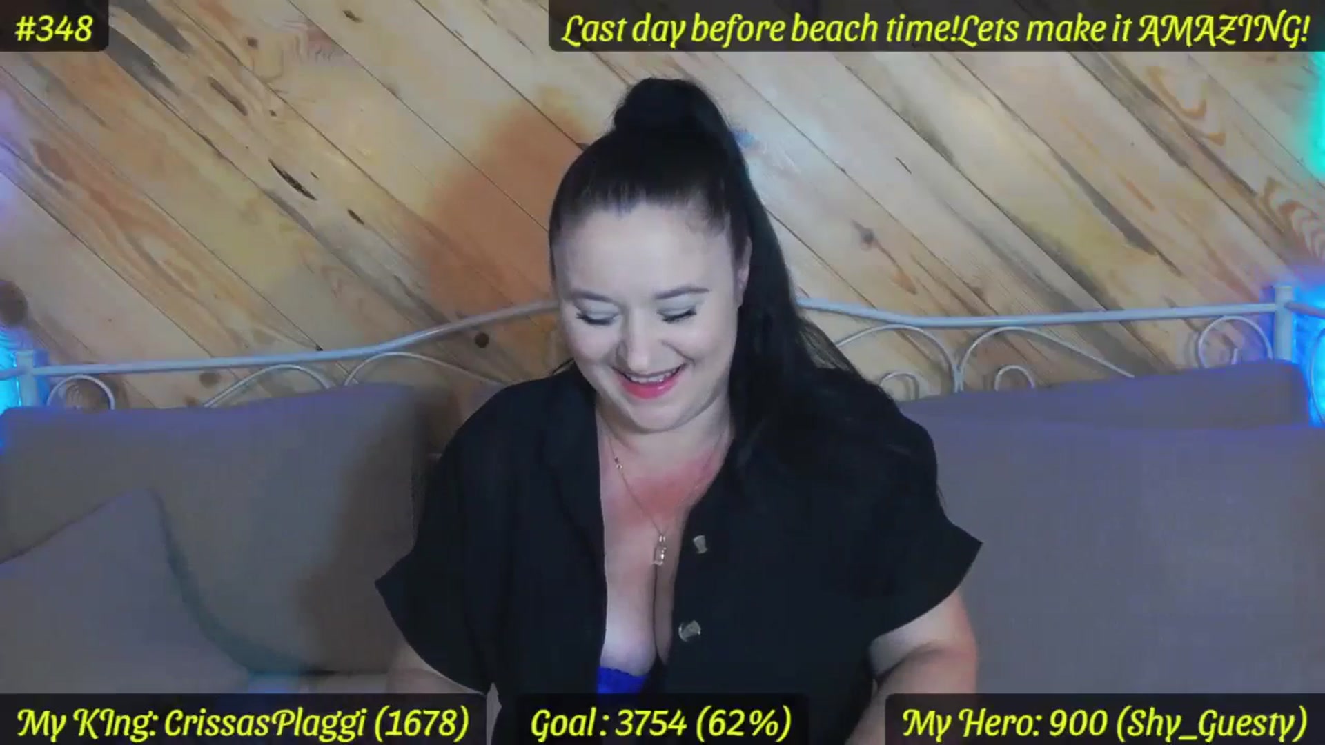 Gallery image thumbnail from SensualCrissa's myfreecams stream on, 08/23/2023, 10:37 image 12 of 20
