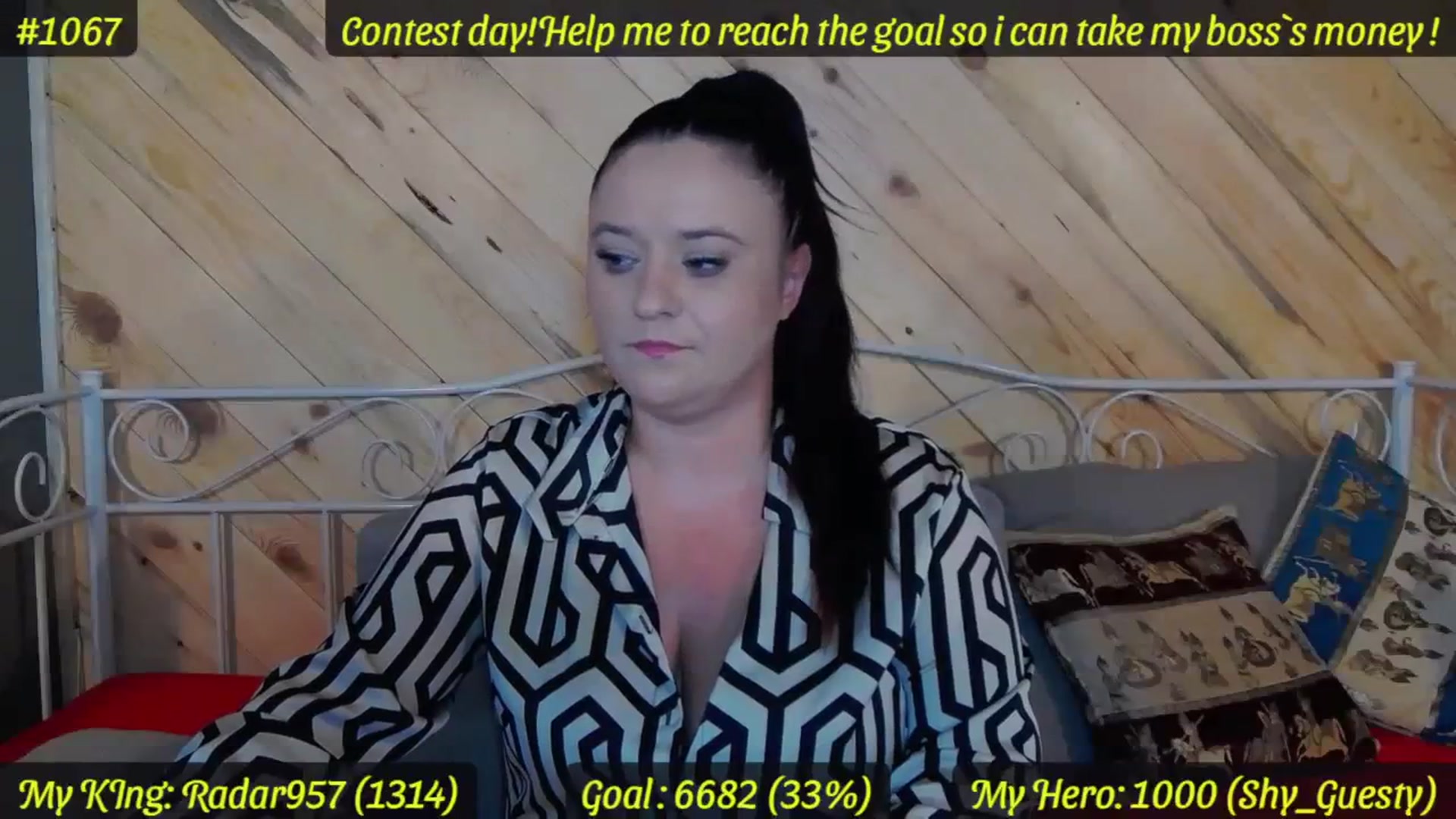 Gallery image thumbnail from SensualCrissa's myfreecams stream on, 10/04/2023, 12:18 image 2 of 20