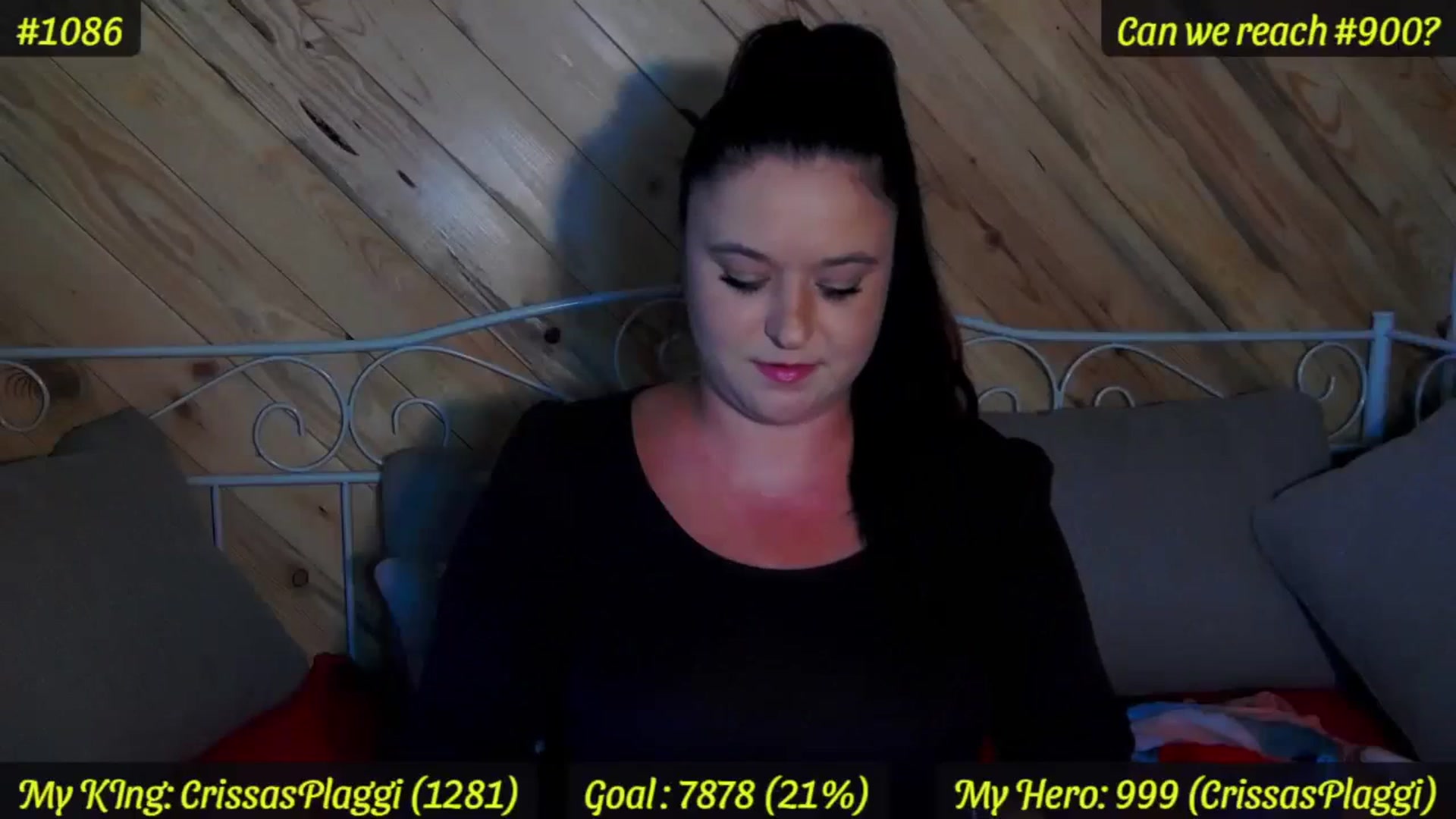 Gallery image thumbnail from SensualCrissa's myfreecams stream on, 10/09/2023, 12:01 image 15 of 20